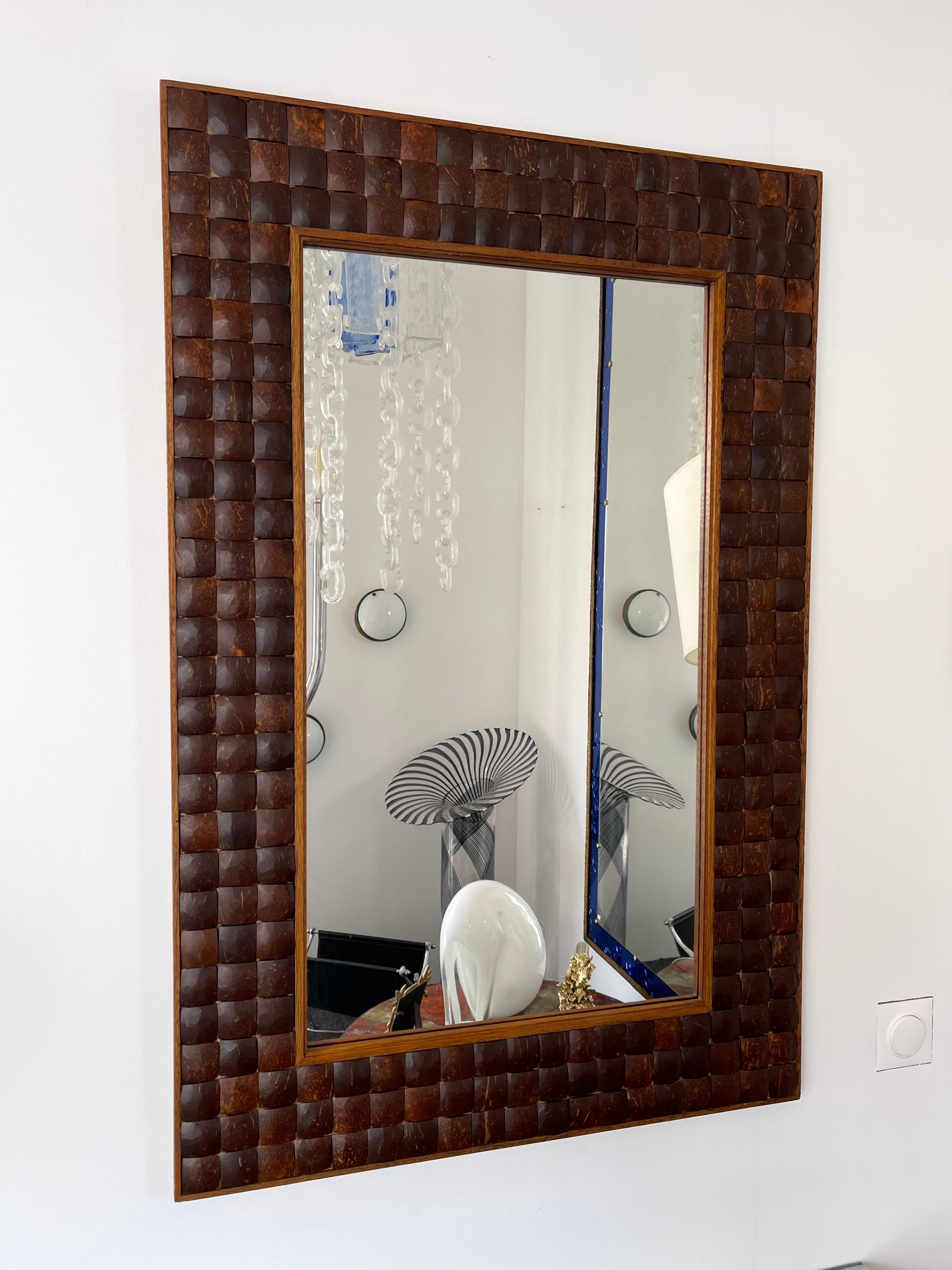 Mid-Century Modern italian design Wall mirror wood cabochon marquetry, 1960s or 1970s. Nice work in the mood of Borsani, Art Déco.