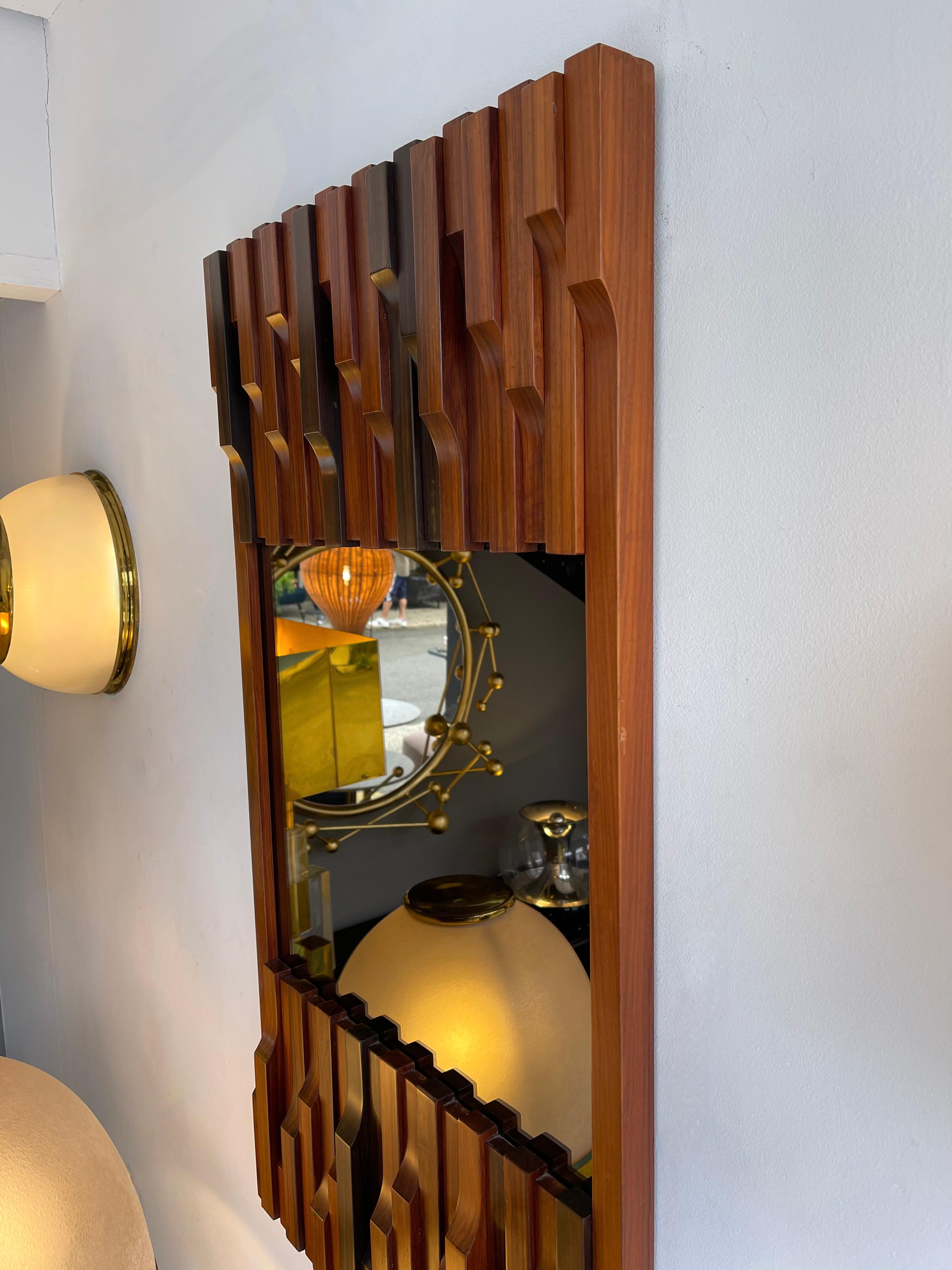 Miroir en bois de Luciano Frigerio. Italie, 1970 en vente 5