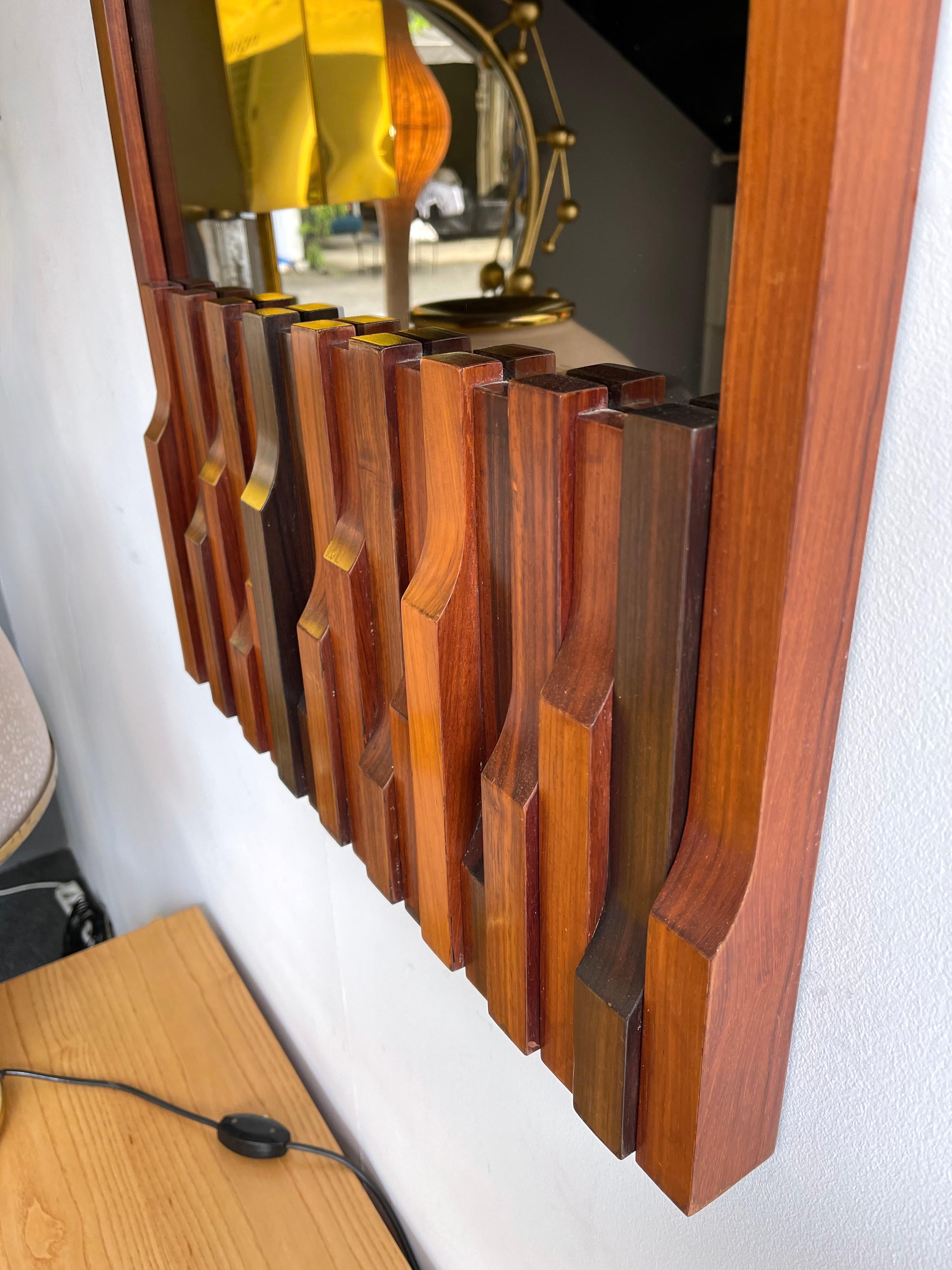 Wood Mirror by Luciano Frigerio. Italy, 1970s In Good Condition For Sale In SAINT-OUEN, FR