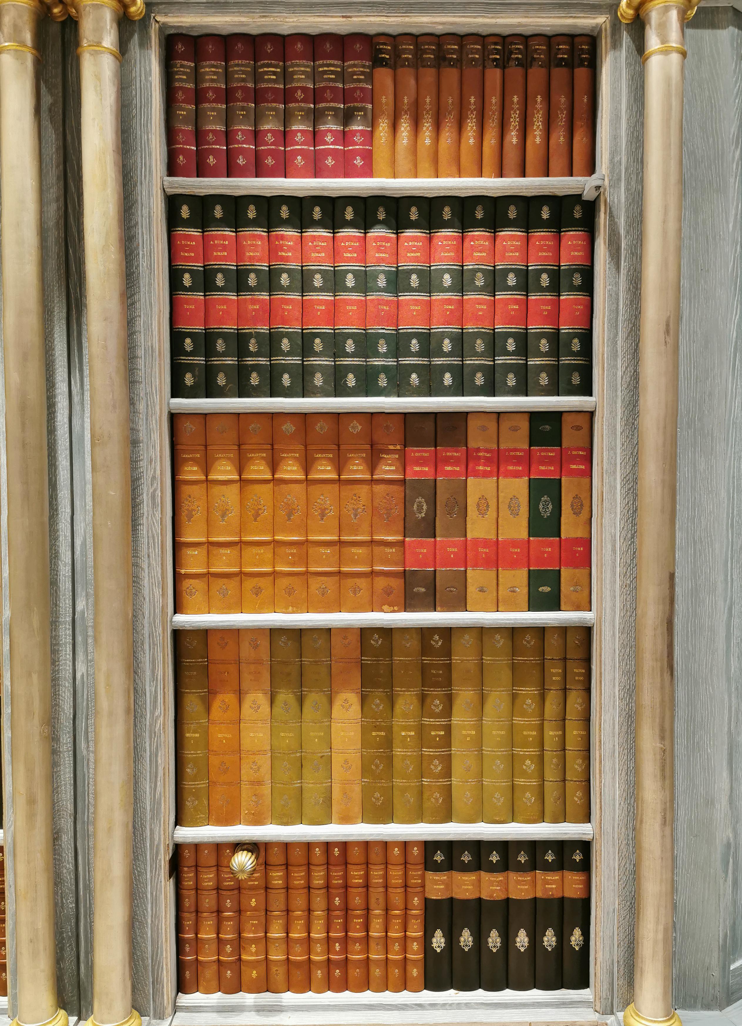 Gilt Wood Paneled Room with Trompe L'oeil Library Decoration, Late 20th Century For Sale