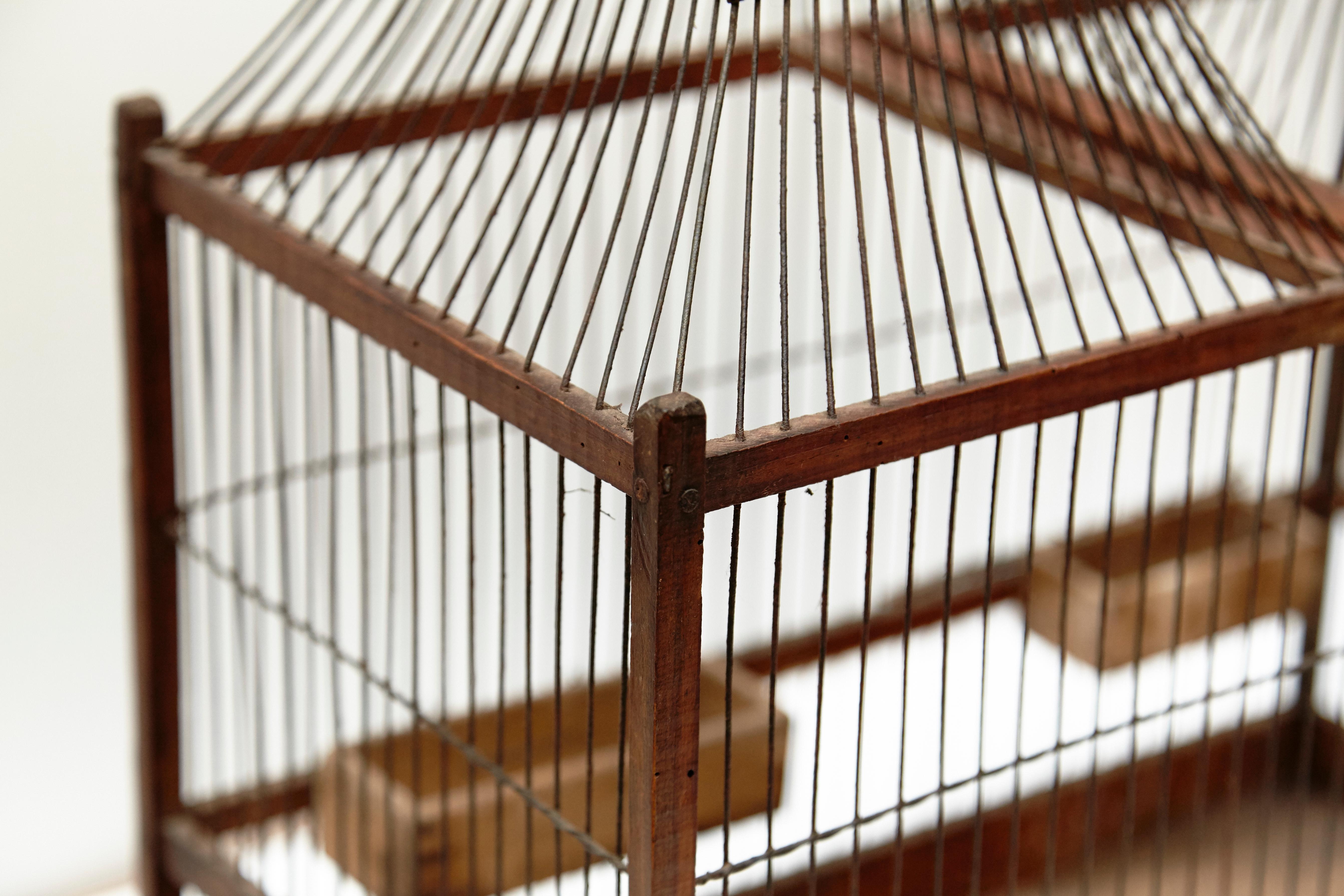 Mid-20th Century Wood Popular Traditional Bird Cage in Wood and Metal from France, circa 1930