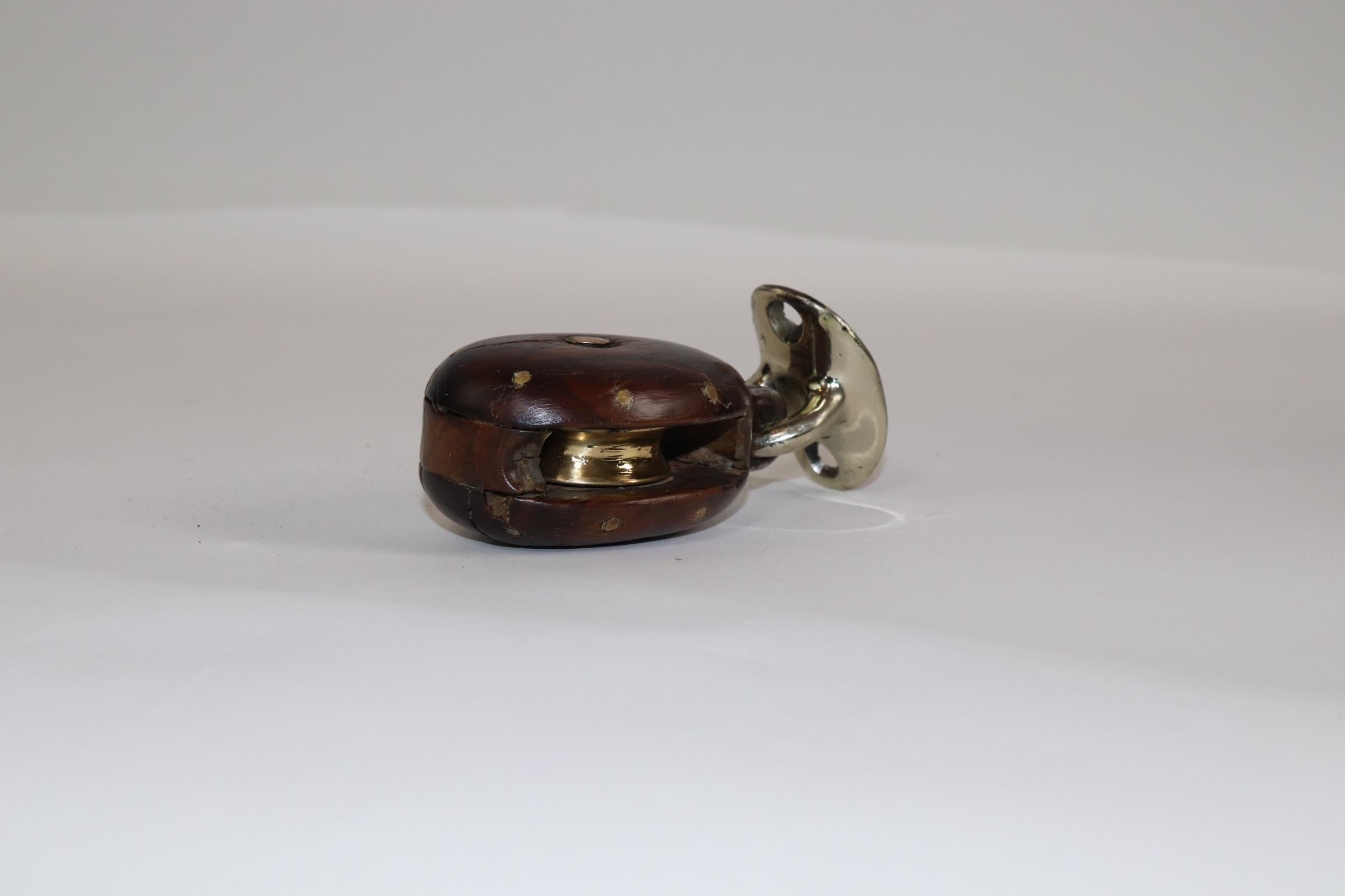 Wood Pulley Block from a Yacht In Good Condition For Sale In Norwell, MA
