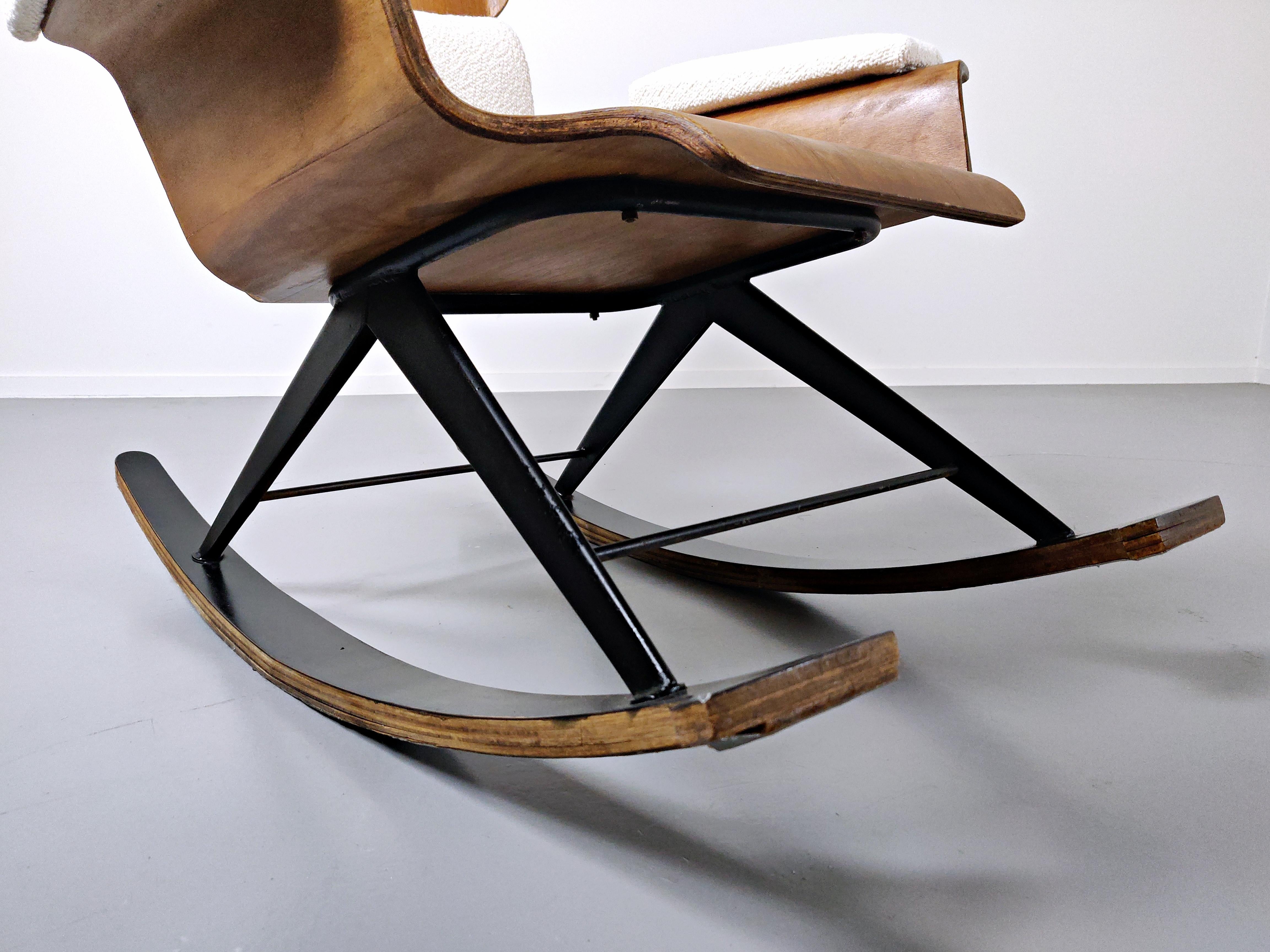 Wood rocking chair by Carlo Ratti - Italy 1960s 8