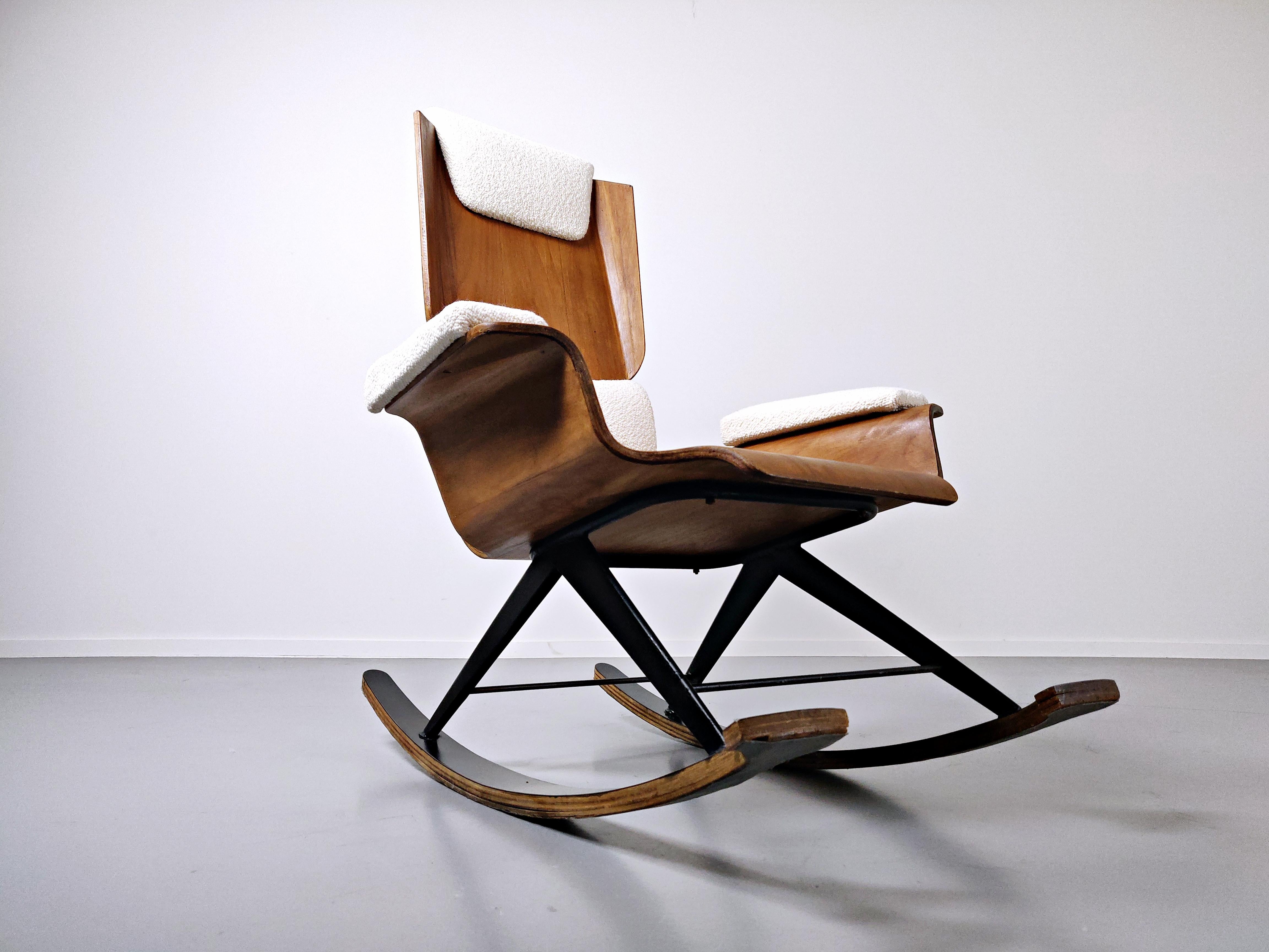 Wood rocking chair by Carlo Ratti - Italy 1960s 5
