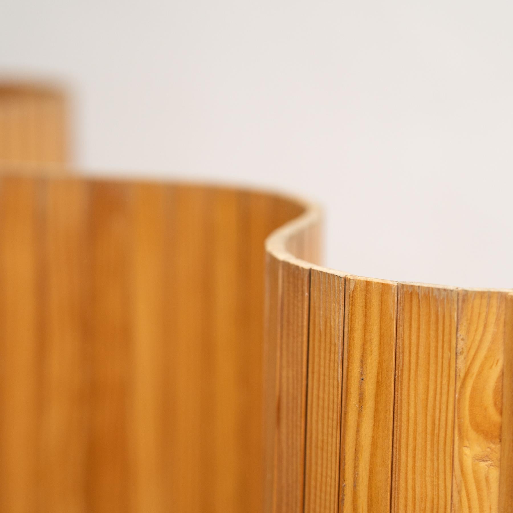 Fin du 20e siècle Séparation de pièce en bois d'après Alvar Aalto, vers 1970 en vente