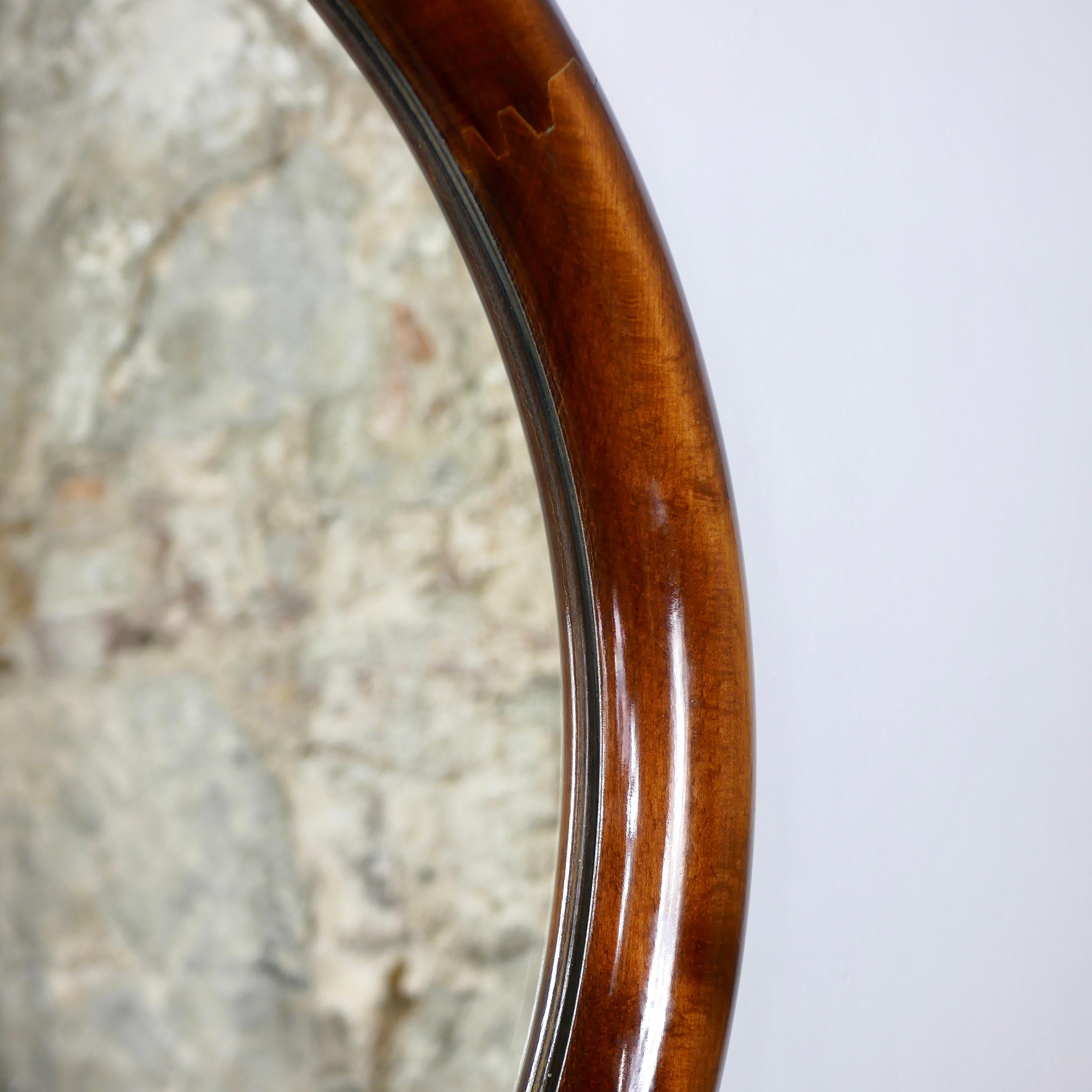 Espejo redondo de madera de Italia, años 60 en venta 5