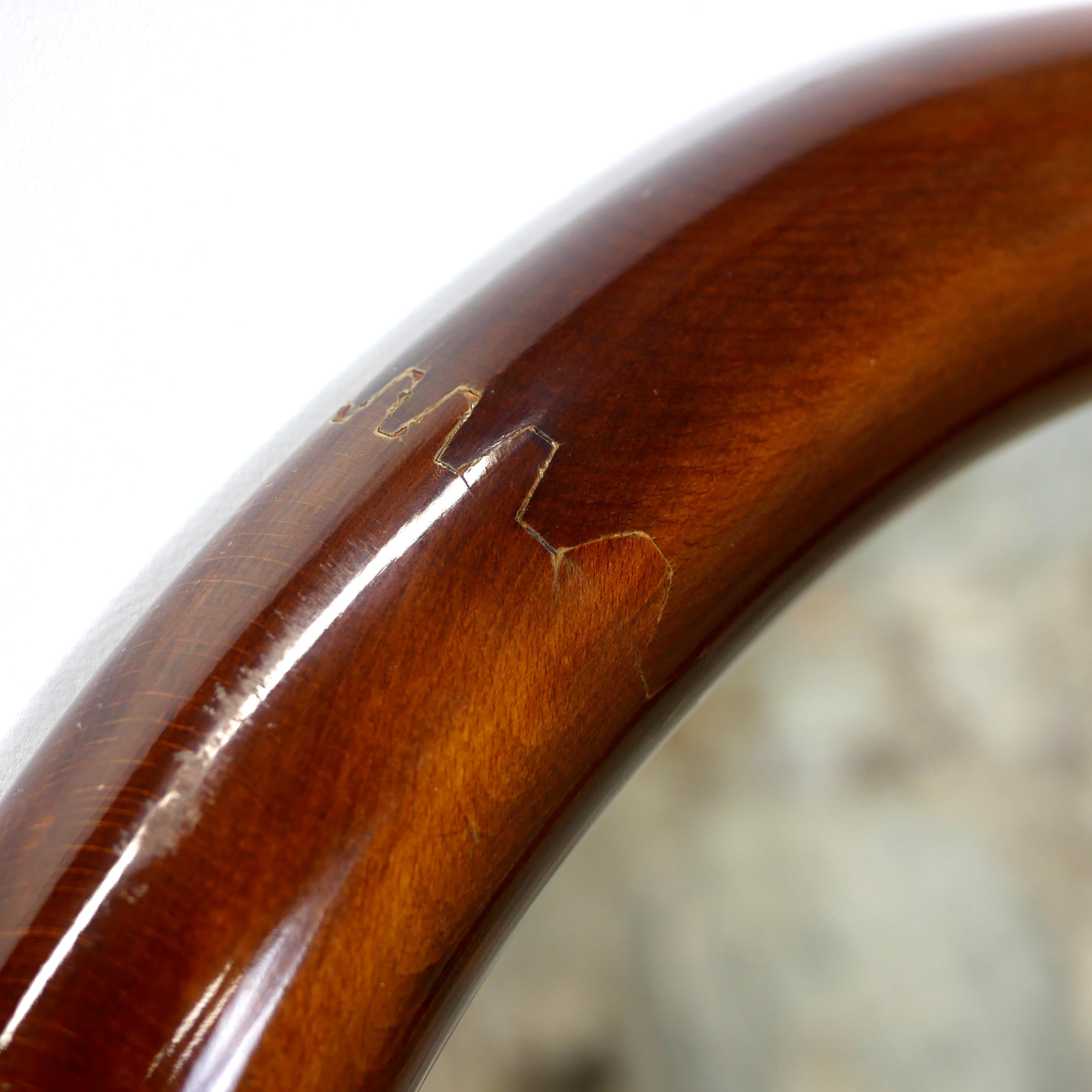 Espejo redondo de madera de Italia, años 60 Vidrio en venta