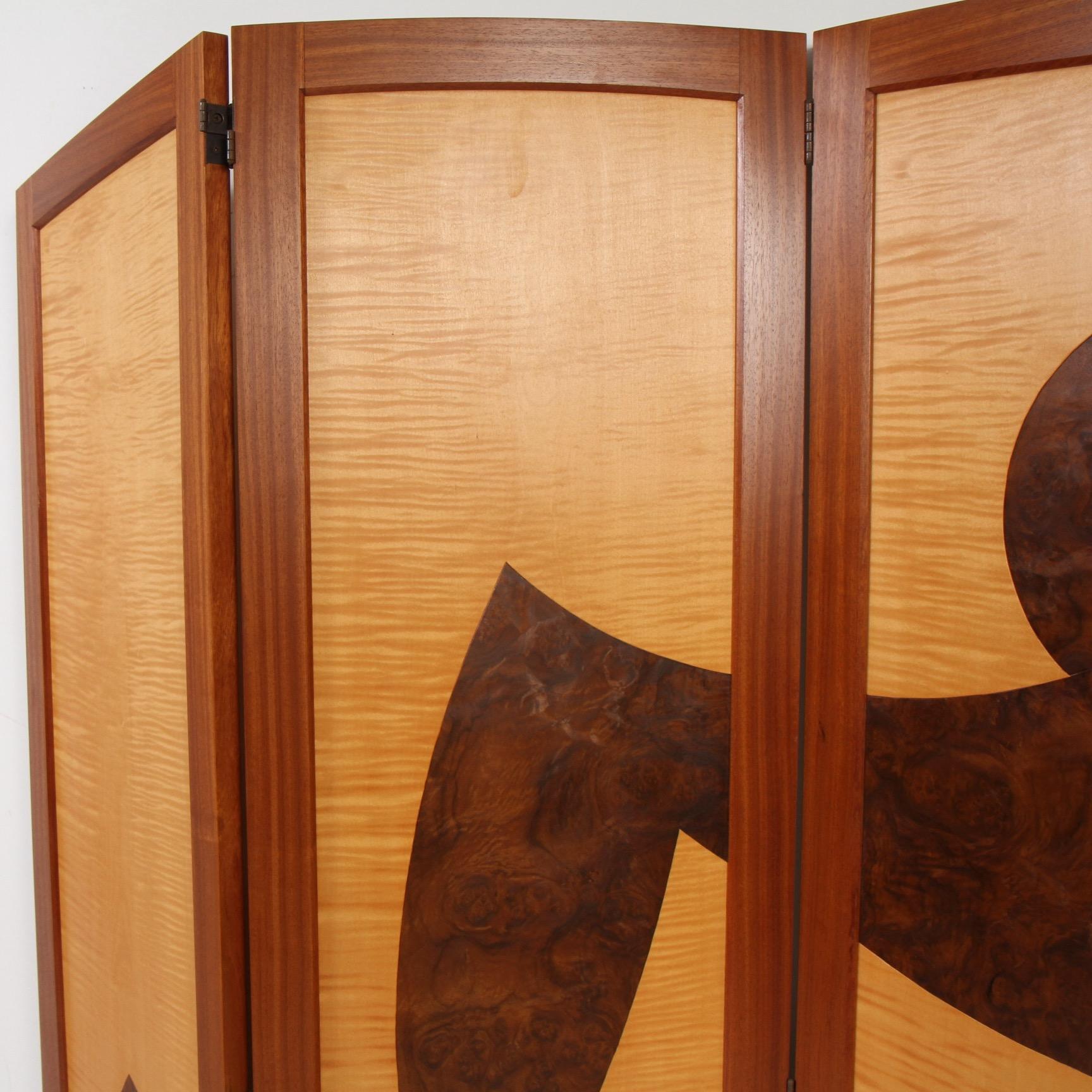 Wood Screen Divider by Thomas Throop In Excellent Condition In New London, CT