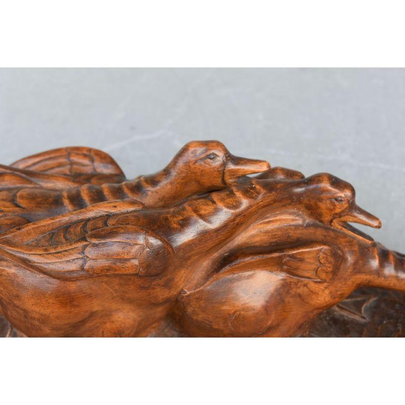 Wood Sculpture of Geese Fighting Over a Frog by H Petrilly Art Deco In Good Condition For Sale In Marseille, FR