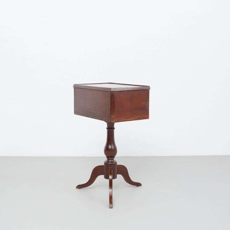English Wood Sewing Table, circa 1800 For Sale