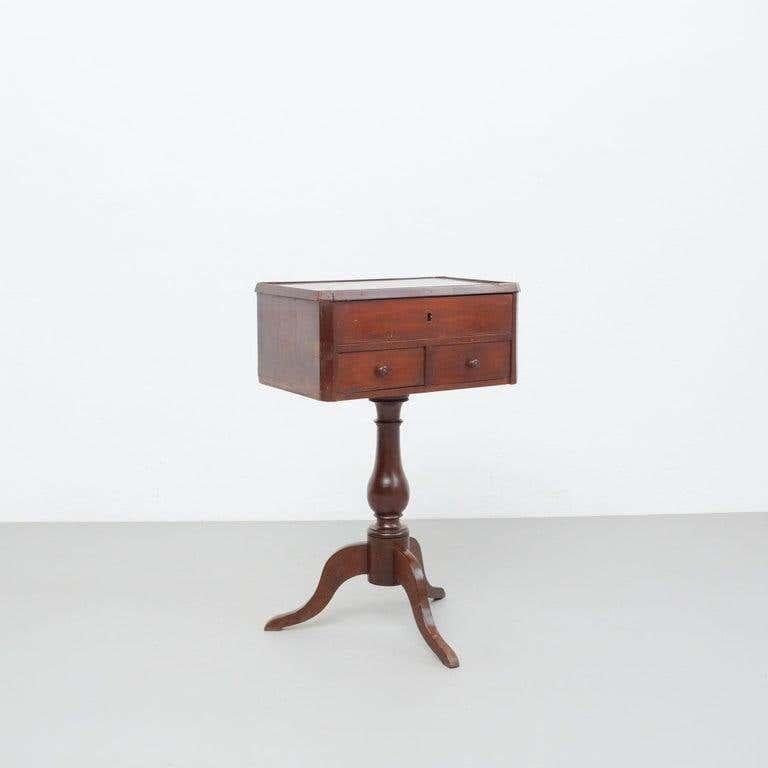 Early 19th Century Wood Sewing Table, circa 1800 For Sale