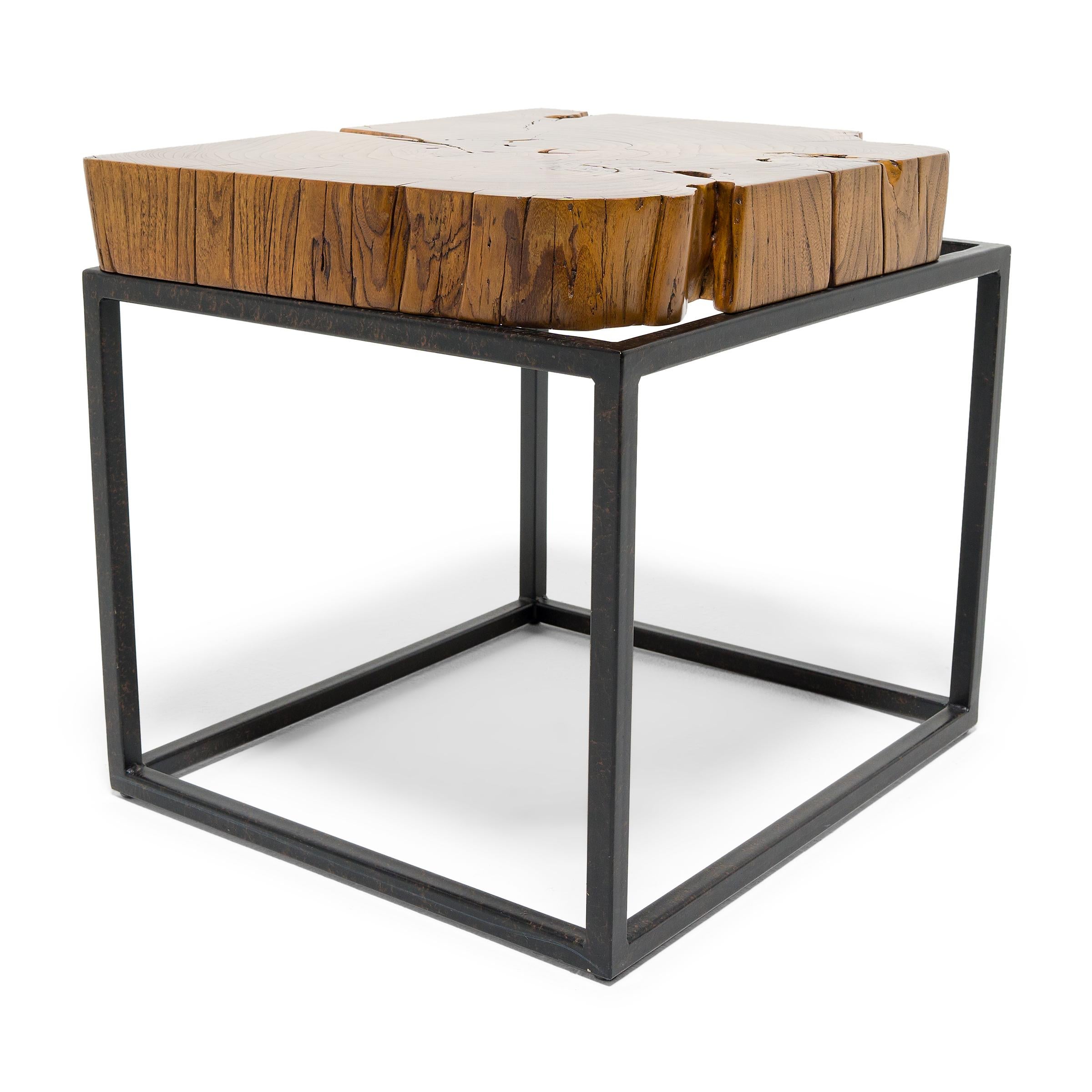Hana Raw Timber Side Table In Good Condition For Sale In Chicago, IL