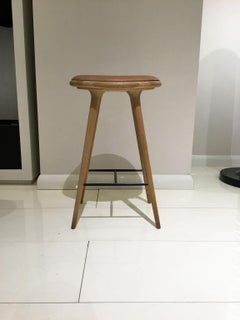 Tabouret de bar en chêne souple avec assise en cuir brun clair naturel