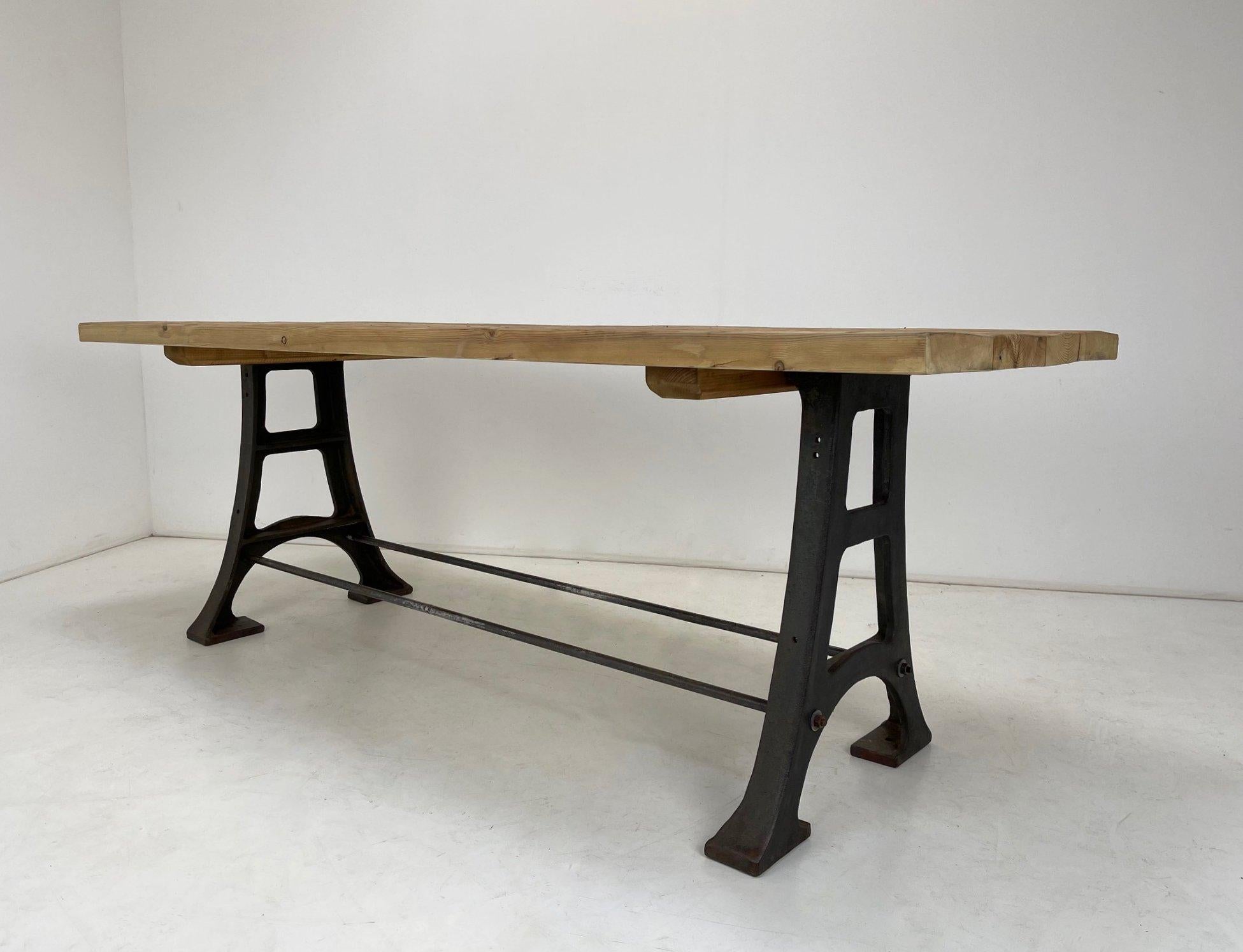 Wood & Steel Industrial Table In Good Condition In Praha, CZ