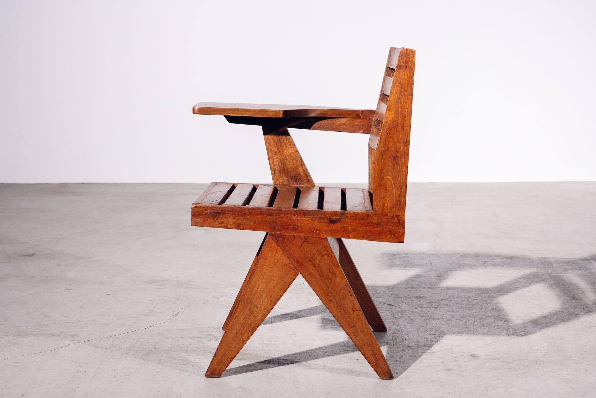 Silla de mesa de madera de Pierre Jeanneret para Chandigarh, India, circa 1960 en Bueno estado para la venta en Tokyo, JP