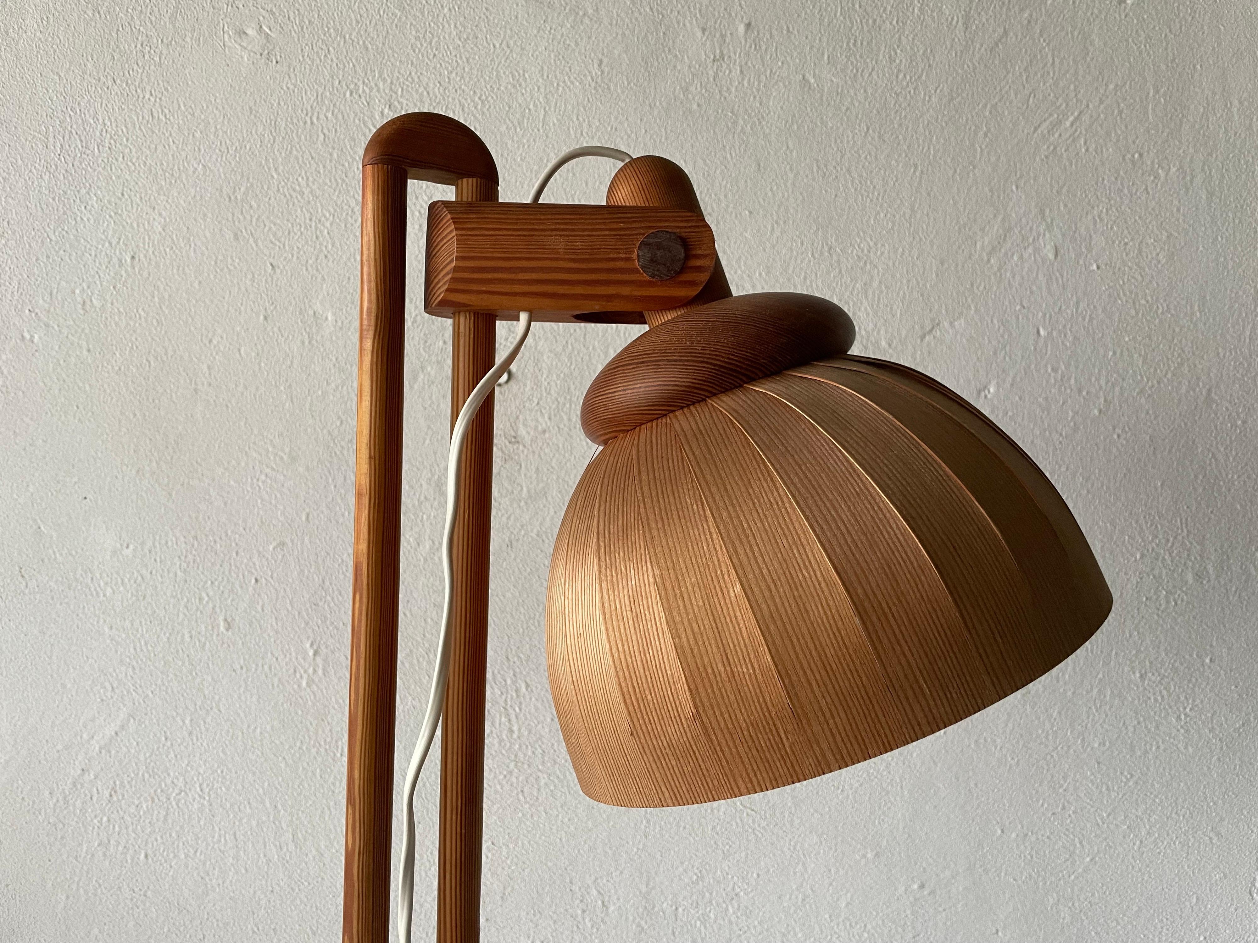 Mid-20th Century Wood Table Lamp by Hans-Agne Jakobsson for Ab Ellysett Markaryd, 1960s, Sweden