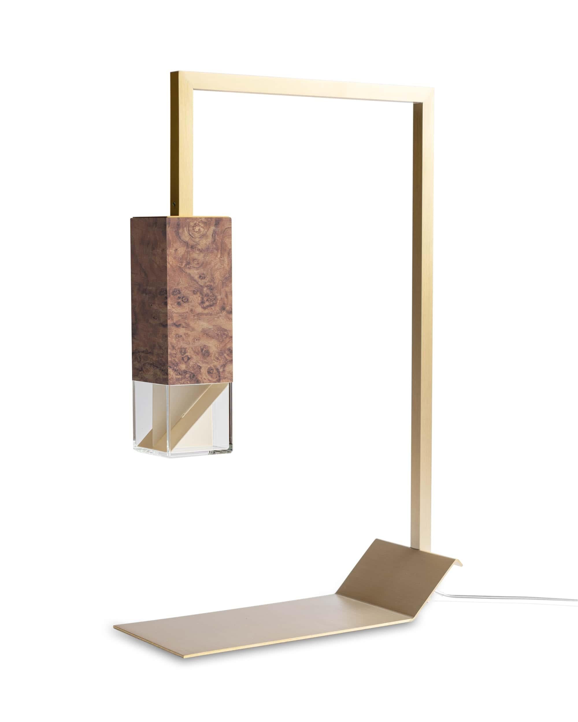 Wood Table Lamp Two 02 Revamp Edition by Formaminima.
Limited Edition of 250 pieces. Numbered and signed with certificate of authenticity.
Dimensions: W 10 x D 25 x H 40 cm.
Materials: Walnut briarwood, brass, crystal.

All our lamps can be