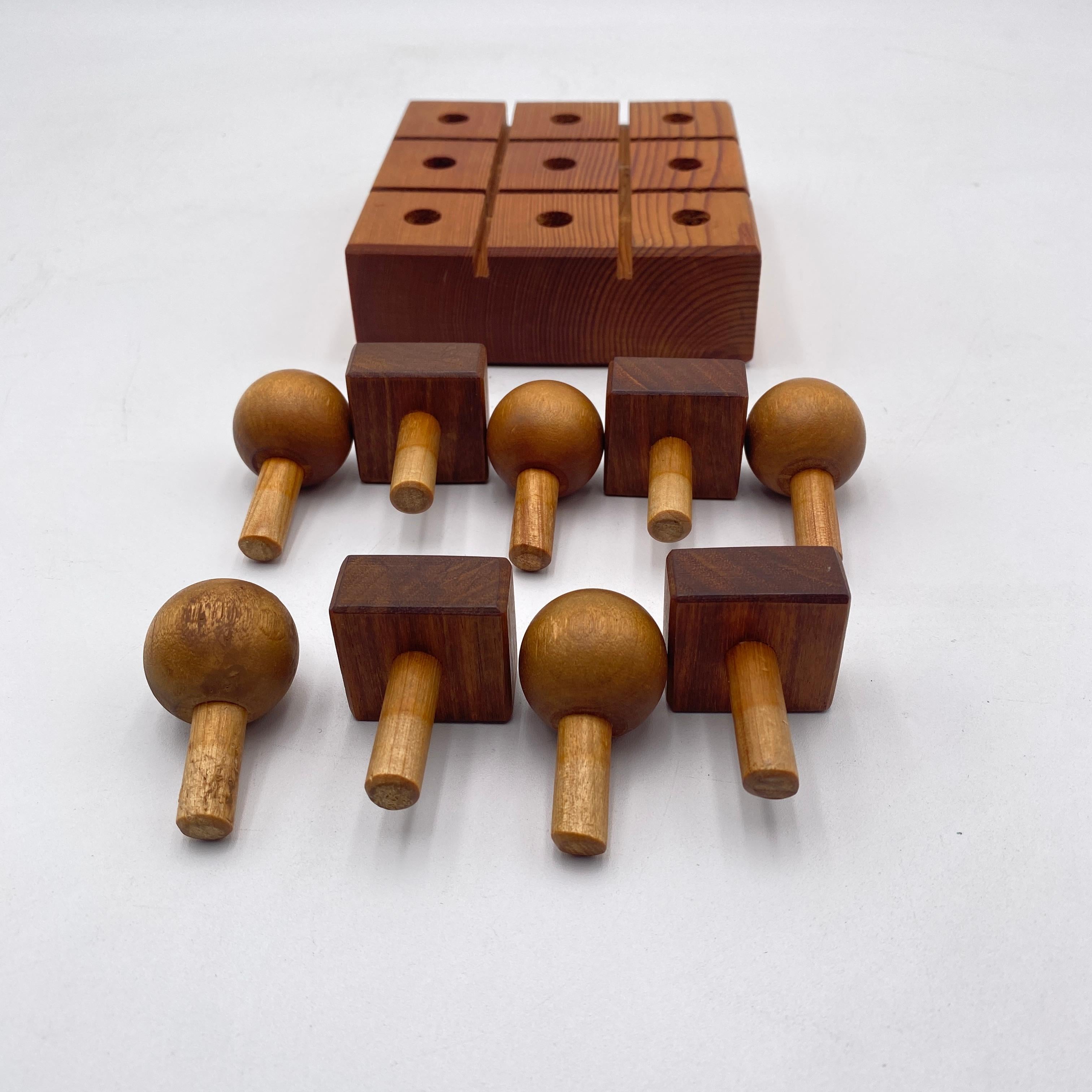 Fait main Jeu Tic Tac Tac en bois 1981 en vente