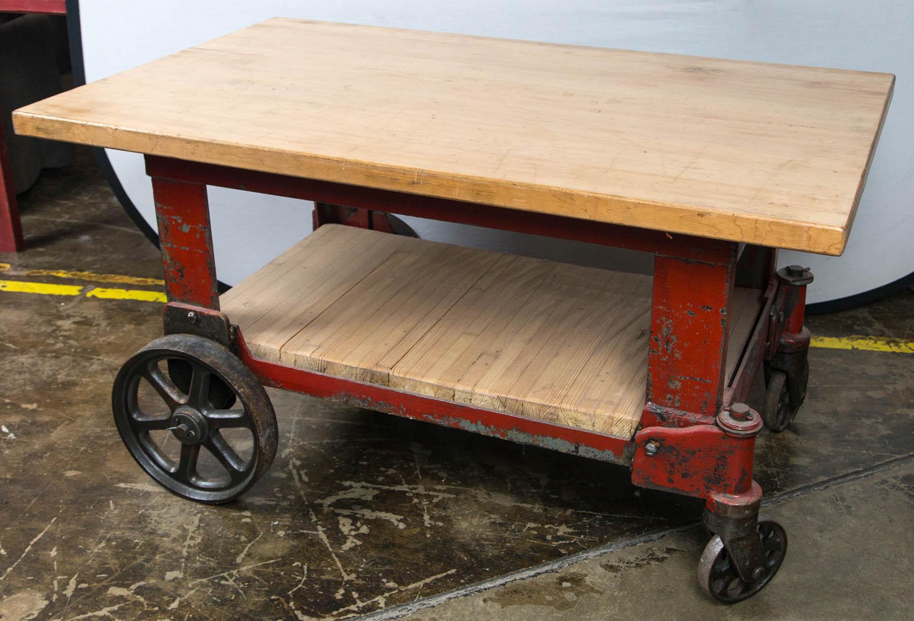 Wood Top Industrial Cart Table im Angebot 1