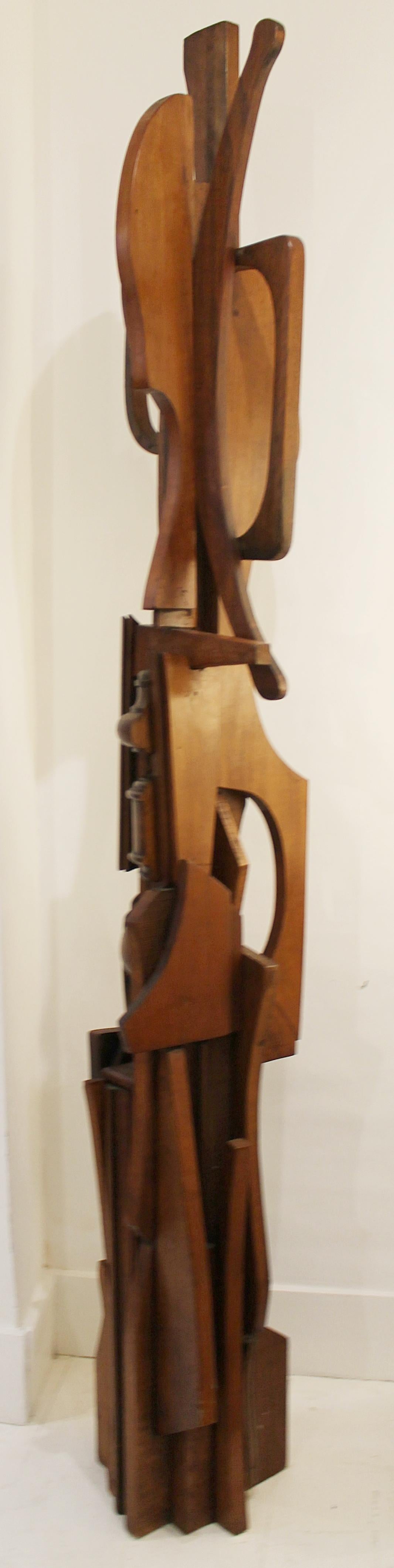 Wood TOTEM sculpture by Ricardo Santamaria, Spain, 1975.