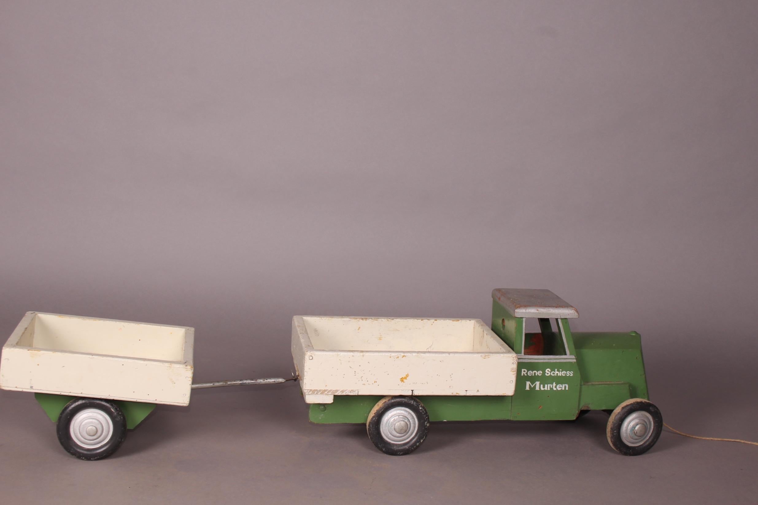 Wood Toy Truck In Good Condition In grand Lancy, CH