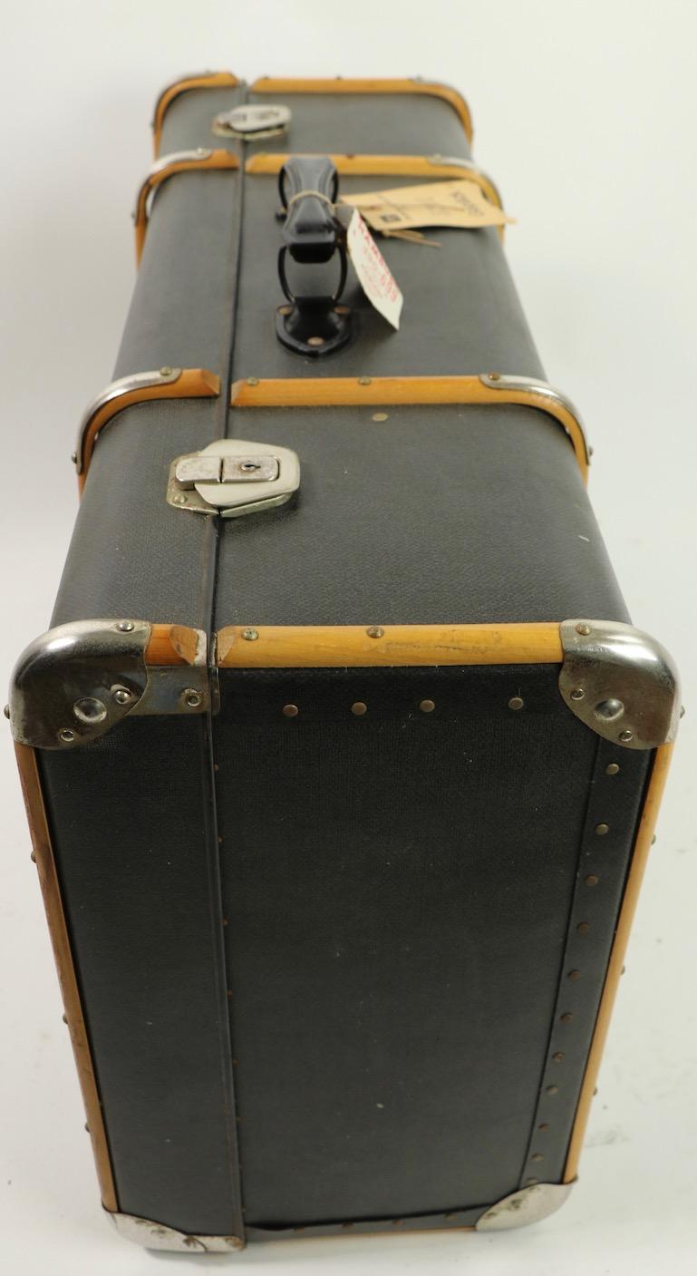 Wood Strapped Suitcase Attributed to Drew and Sons In Good Condition In New York, NY