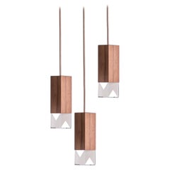 Luminaire Trio en bois et marbre par Formaminima