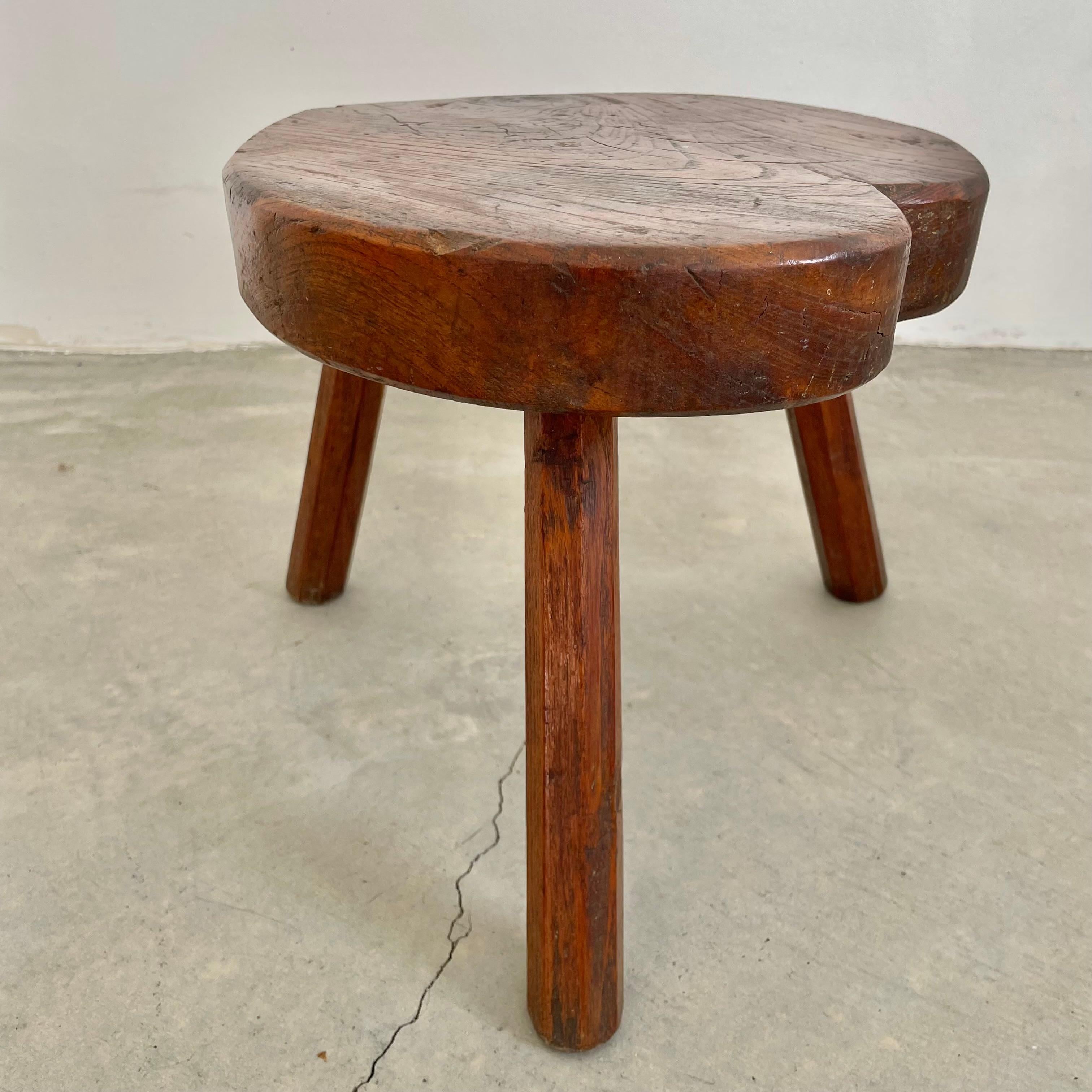 Wood Tripod Heart Stool, 1950s France For Sale 4