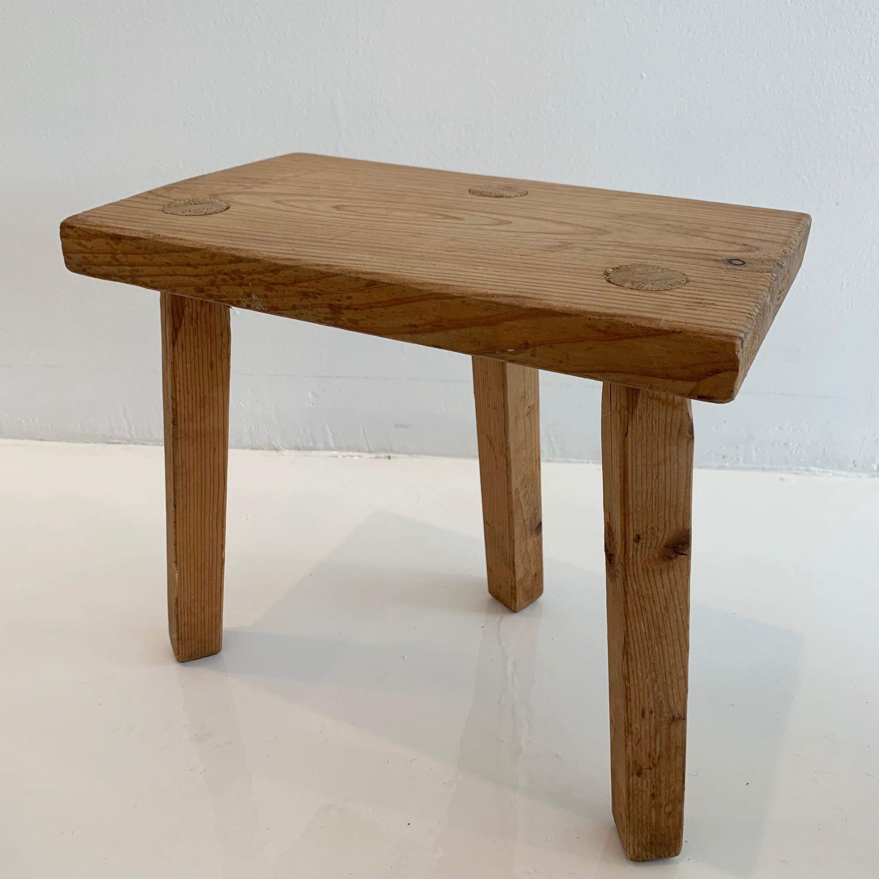 Wood Tripod Milking Stool In Good Condition In Los Angeles, CA