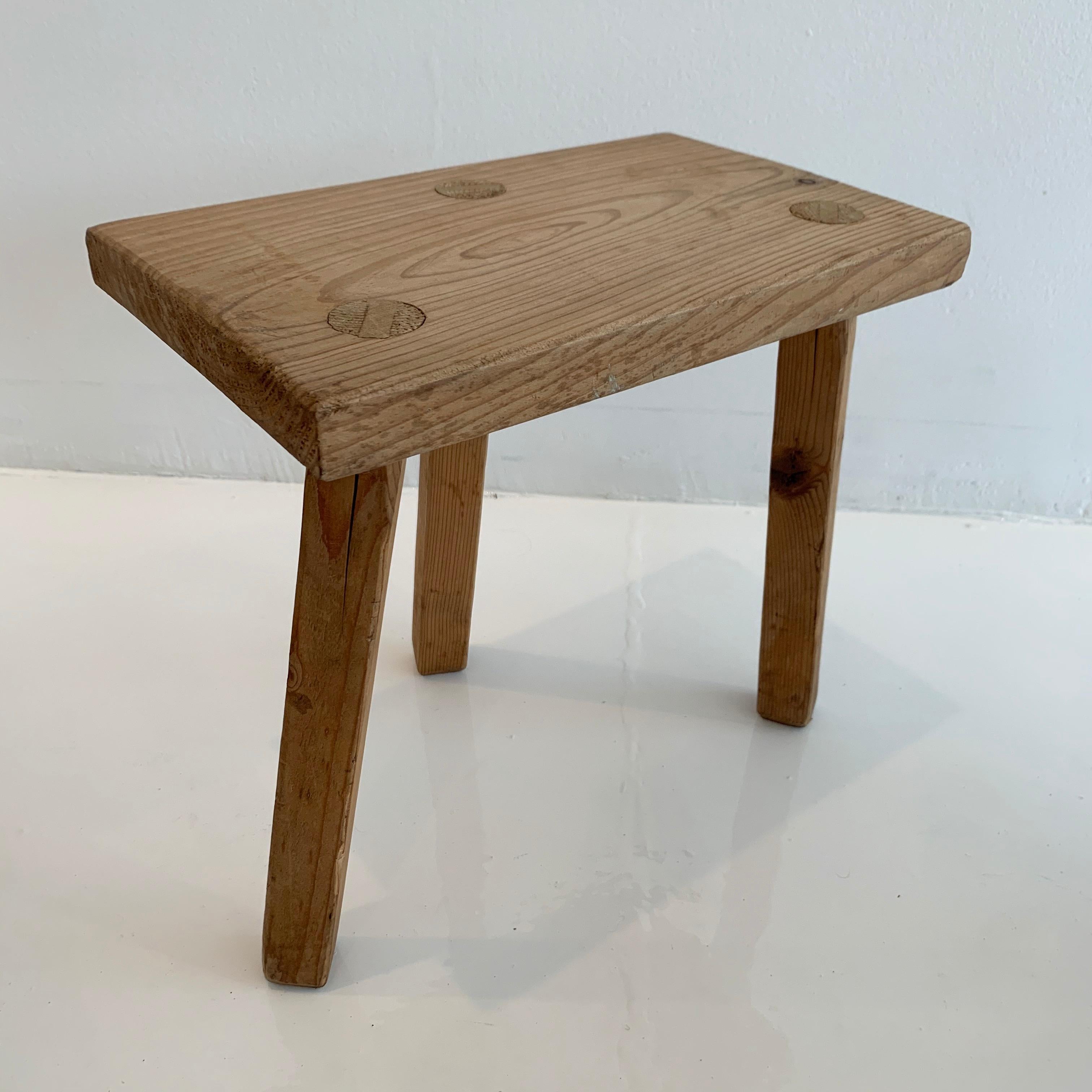 Wood Tripod Milking Stool For Sale 3