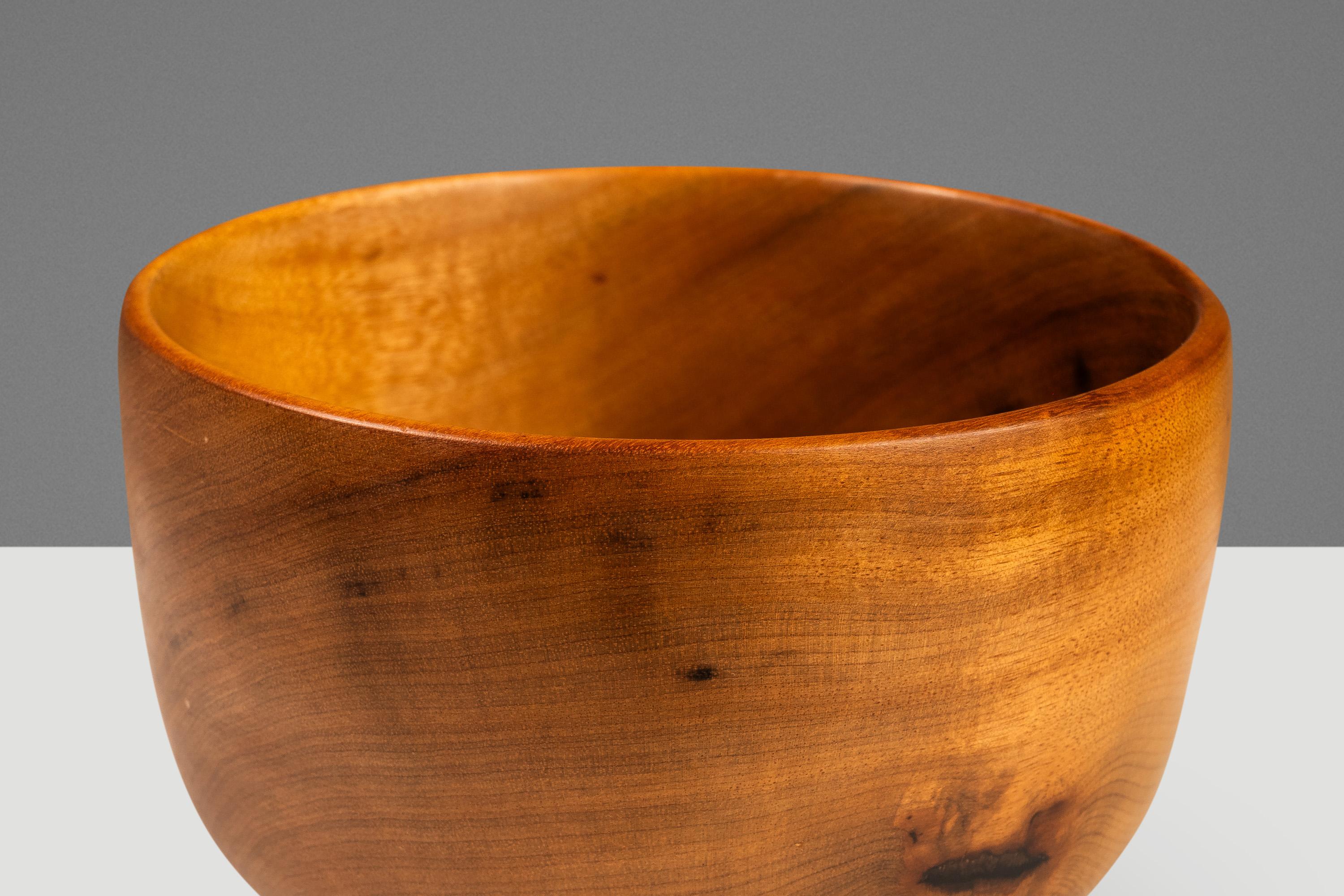 Servierschale aus massivem Myrtlewood mit Holz gedrechselt, Oregon, USA, ca. 1980er Jahre im Angebot 3