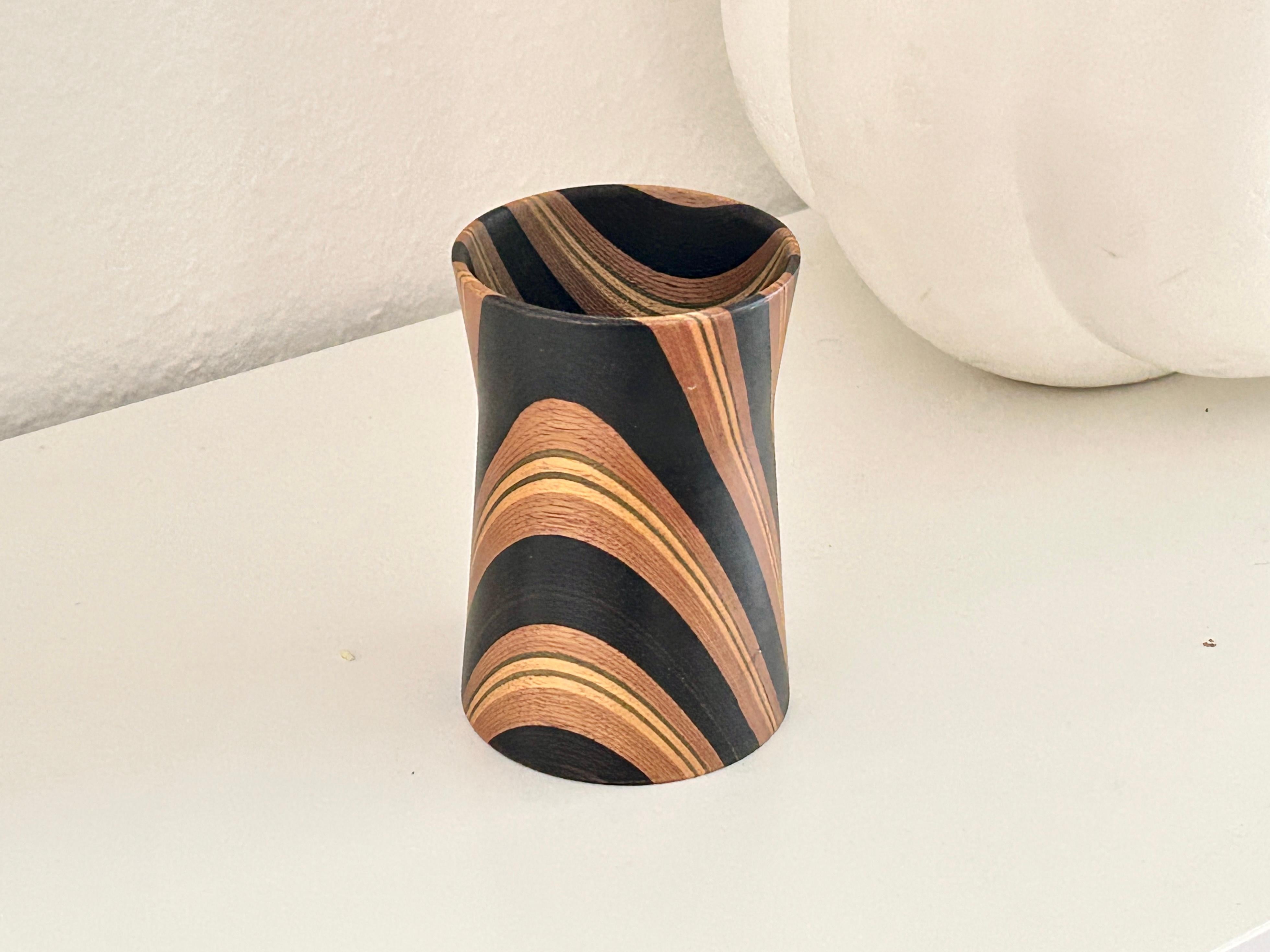 Unique wooden color-wood vase designed by Angelo Mangiarotti, ca. 1981, 

with creator mark on bottom: „Alpimass“, „A. Mangiarotti“

Exceptionally rare vase from a series that Angelo Mangiarotti designed for Alpi, Italy. 
Alpi was the first company