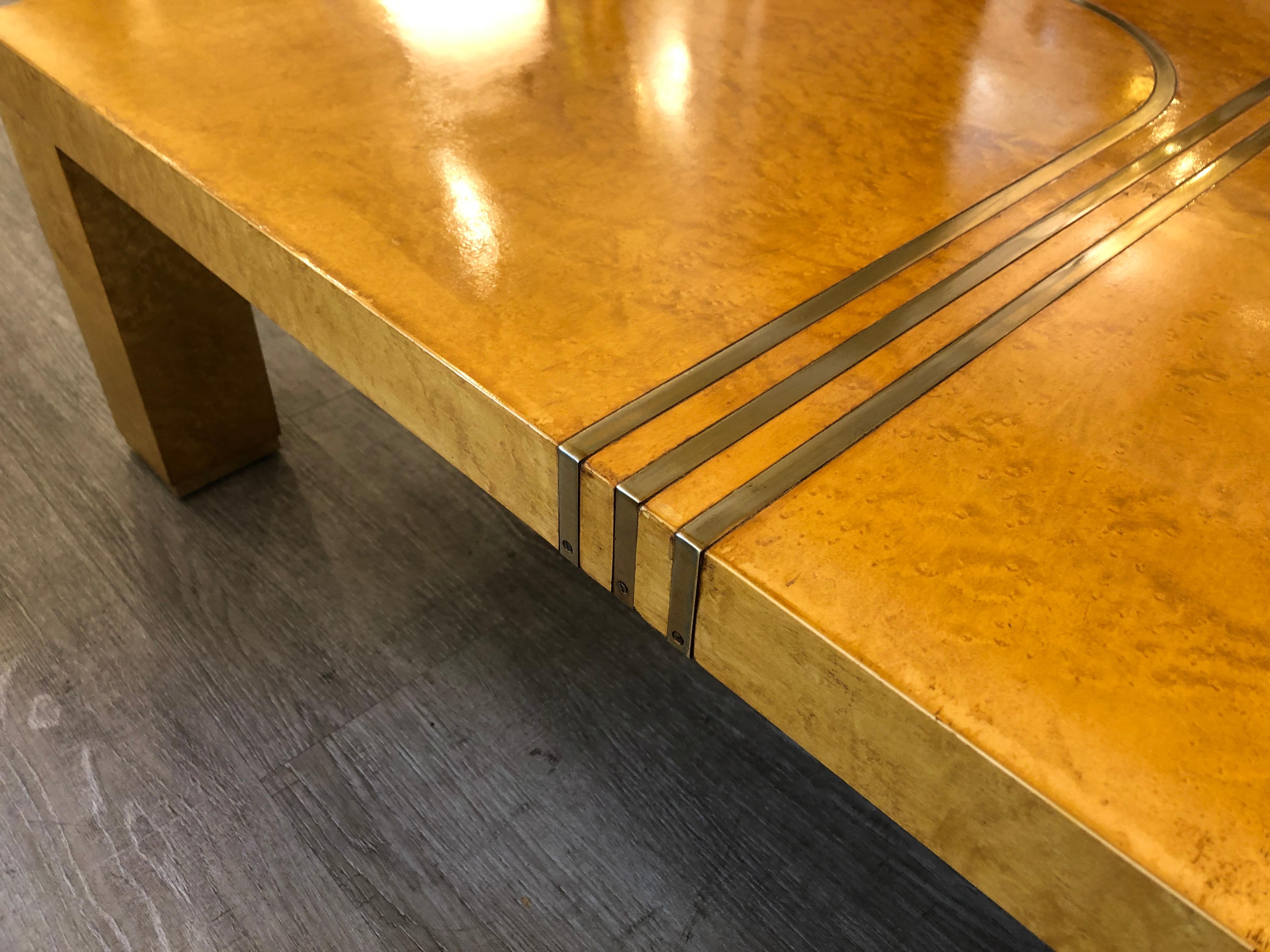 20th Century Wood Veneer Structure and Brass Details Coffee Table