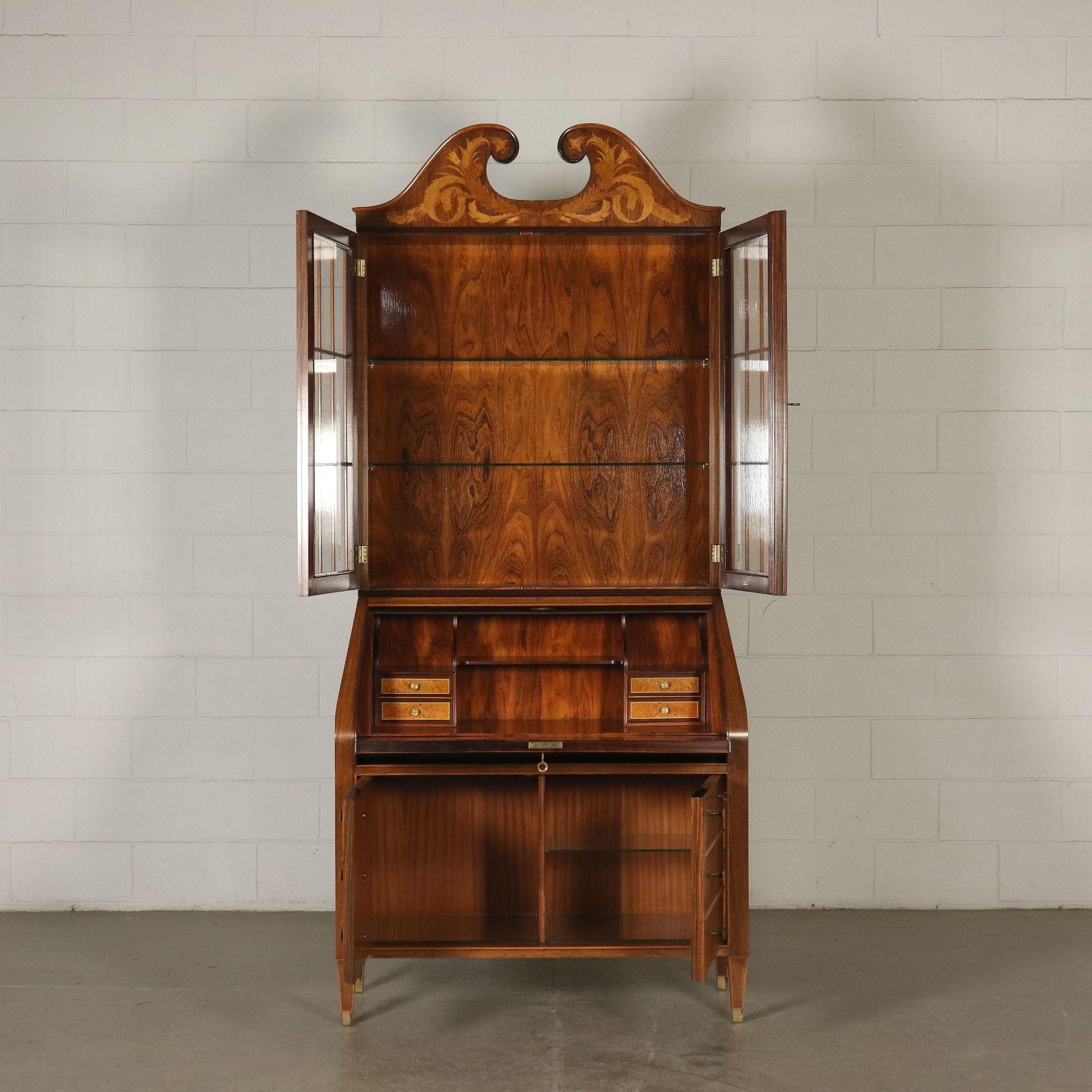 Mid-Century Modern Wood Veneered Trumeau Cabinet Attributable to Paolo Buffa, 1950s