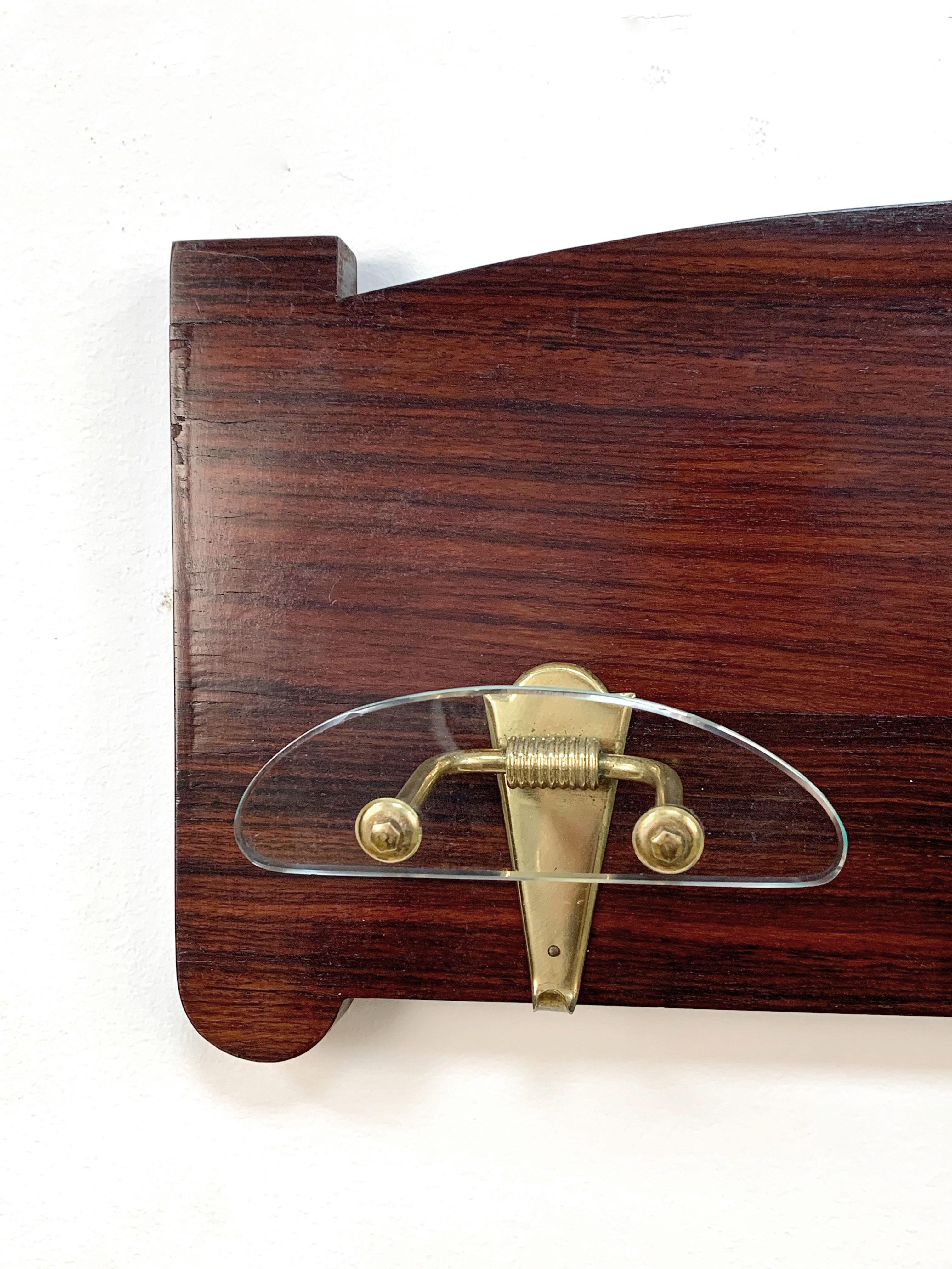 Wood Wall Hanger, Brass Hooks and Fontana Arte Style Glass, Italy Art Deco In Good Condition For Sale In Roma, IT