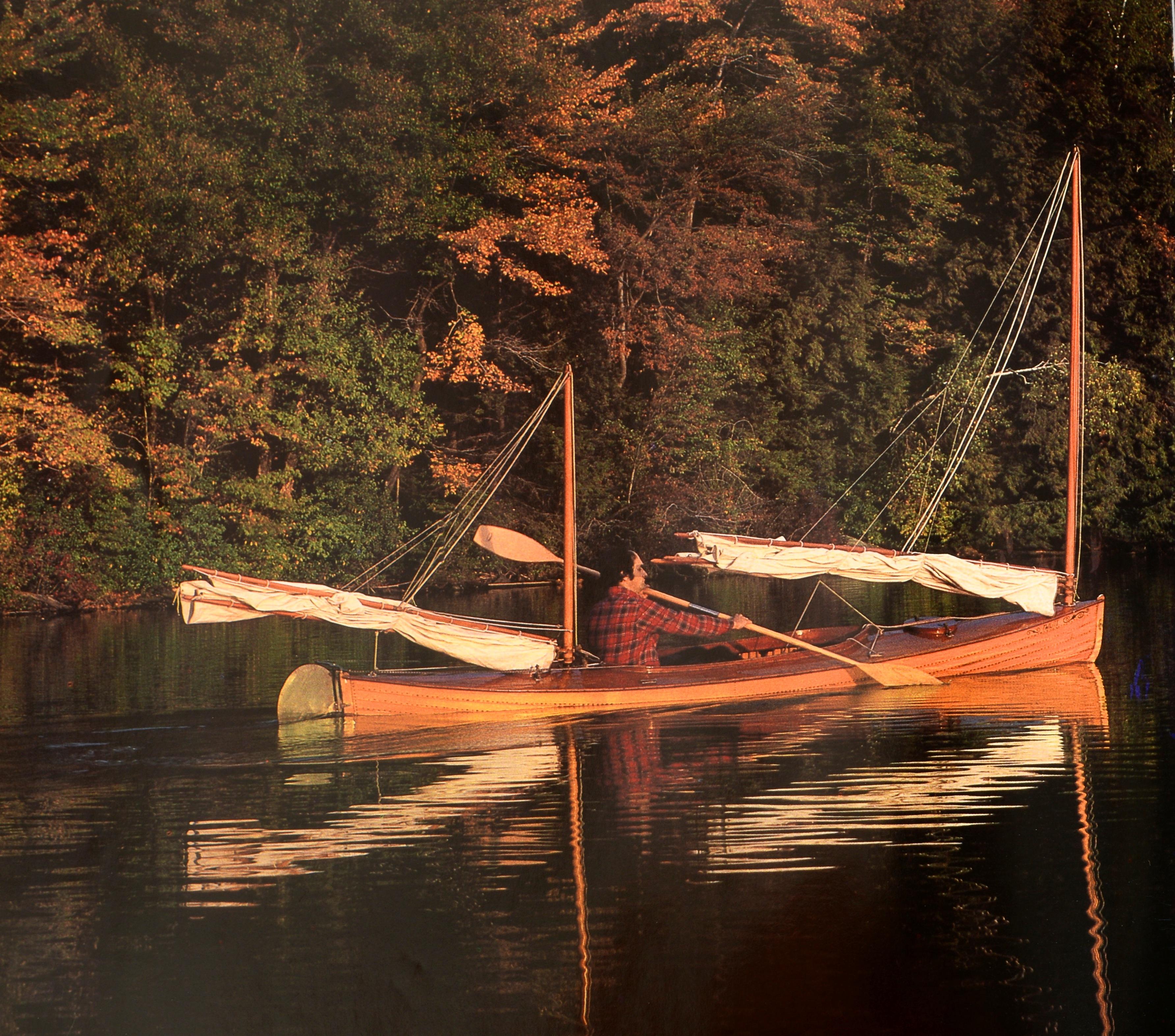 Holz, Wasser und Licht: Klassische Holzboote von Joel White, Stated 1st Ed (amerikanisch) im Angebot