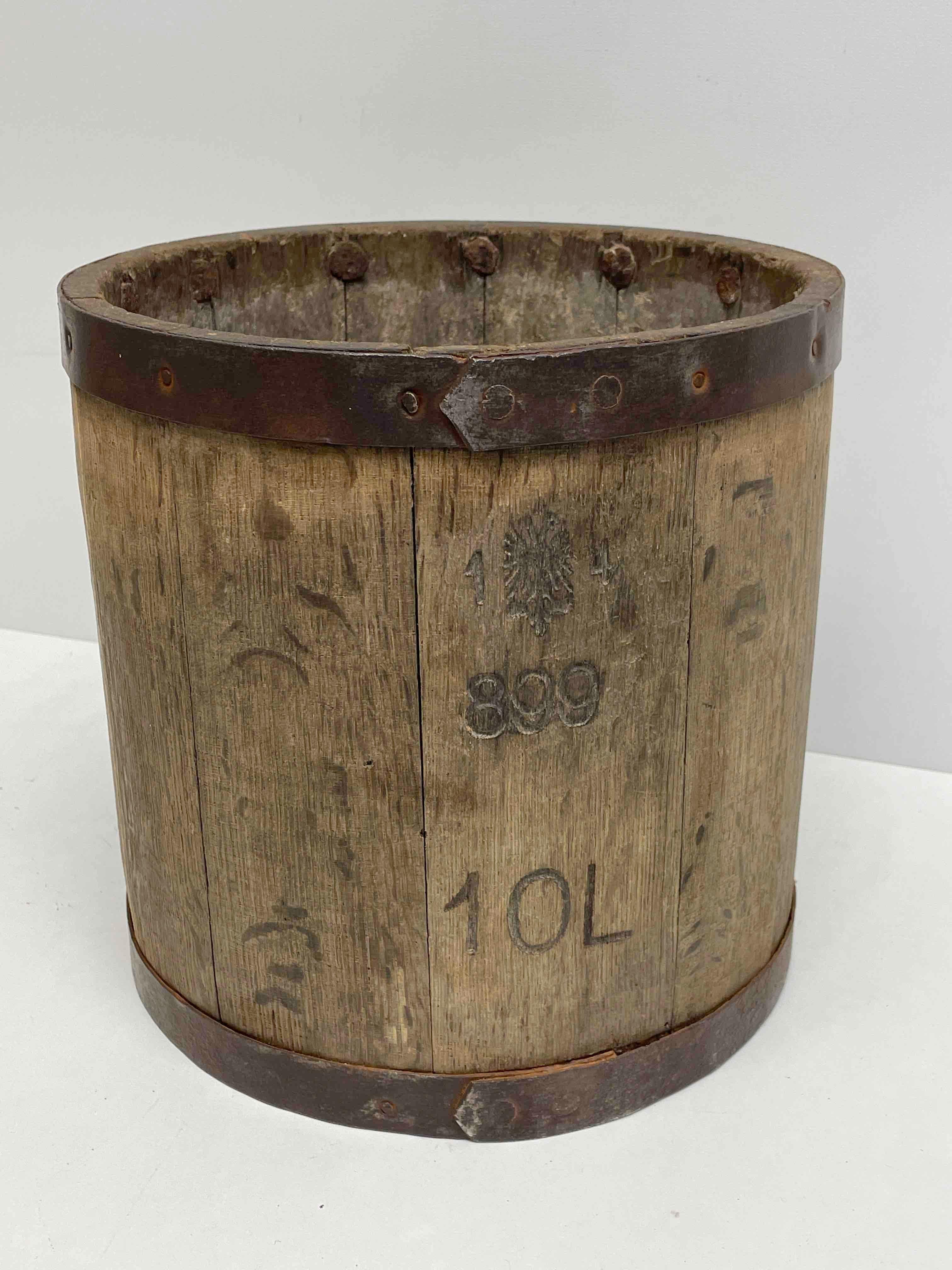 Wood Water Bucket with Wrought Iron Bands, Austria, 1890s In Good Condition In Nuernberg, DE