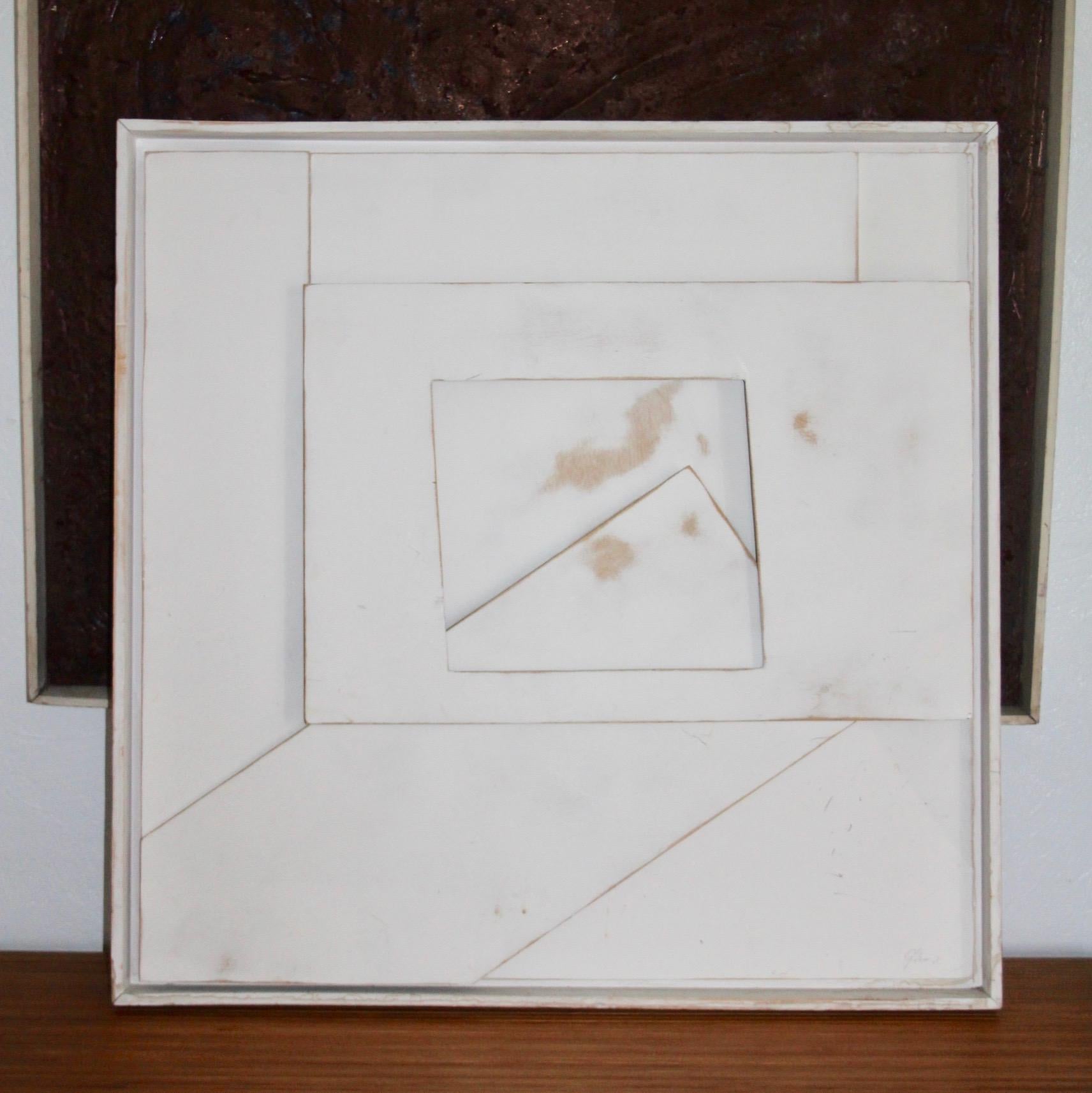 Escultura decorativa de pared blanca de madera 1