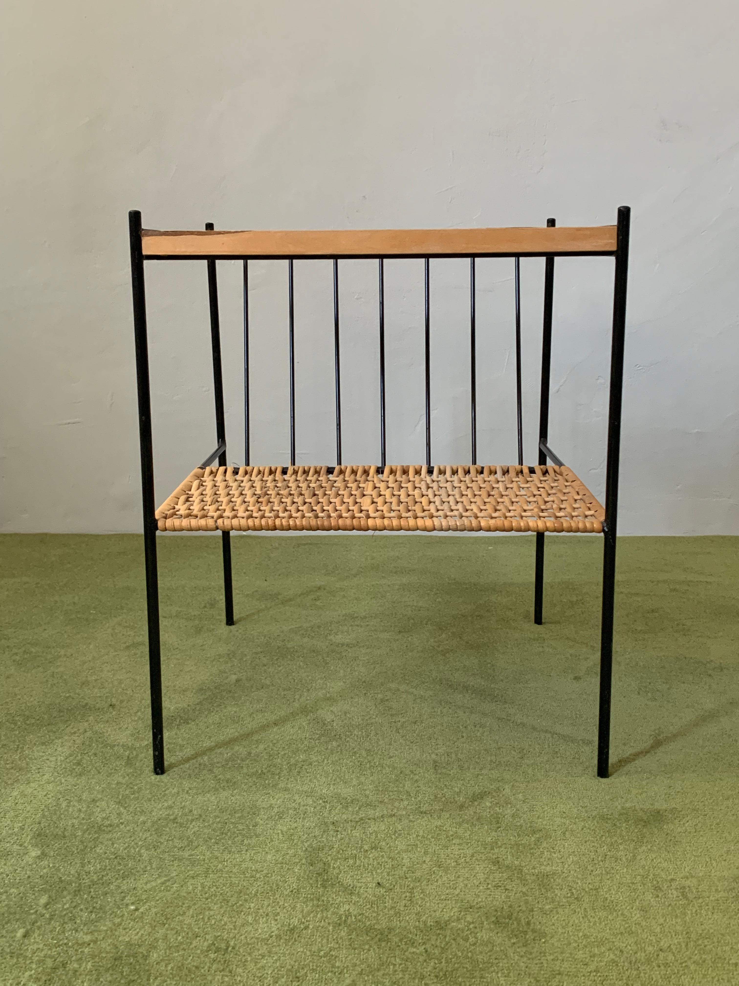 Wood, Wicker and Iron Magazine Table from 1960's In Good Condition For Sale In Debrecen-Pallag, HU