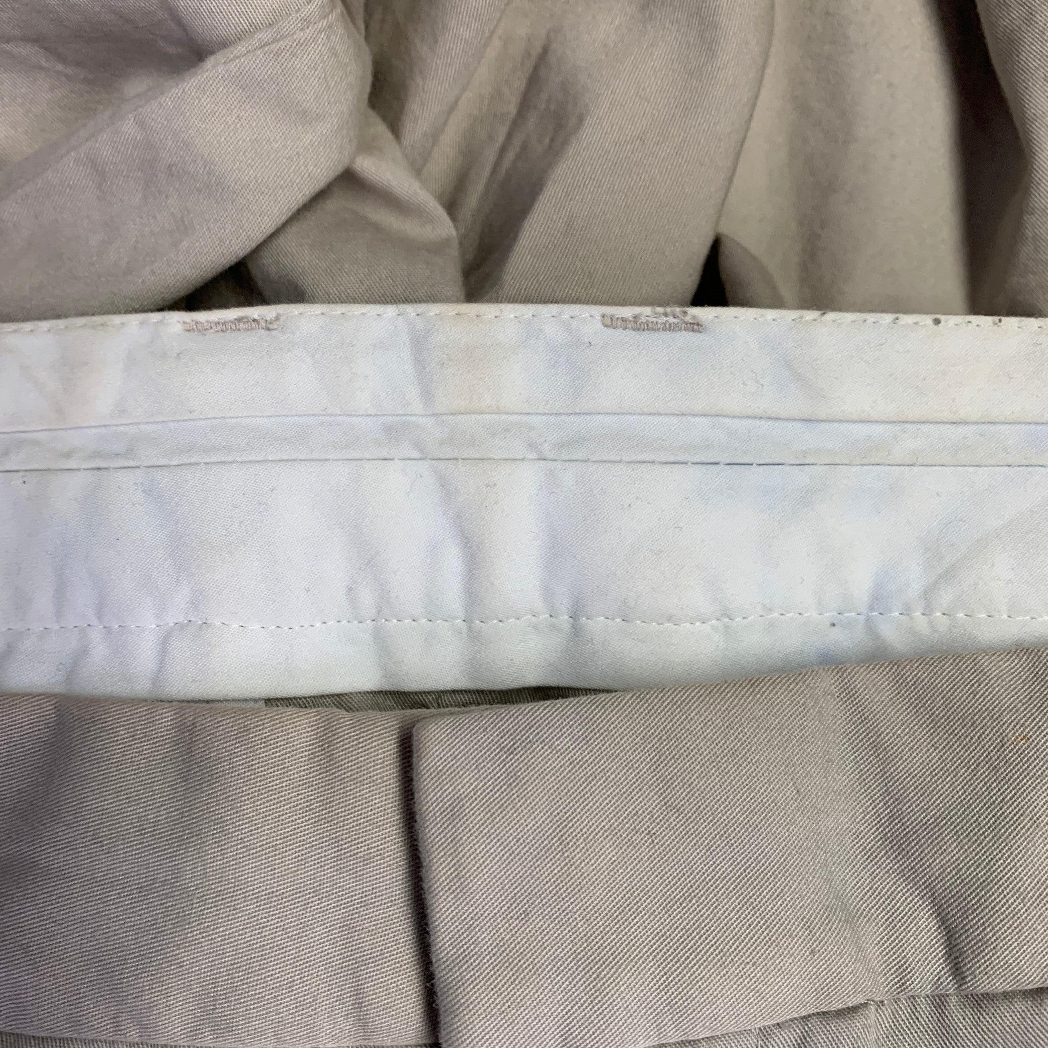 WOOD WOOD Size 30 Aaren Cream Cotton Pleated Casual Pants For Sale 4