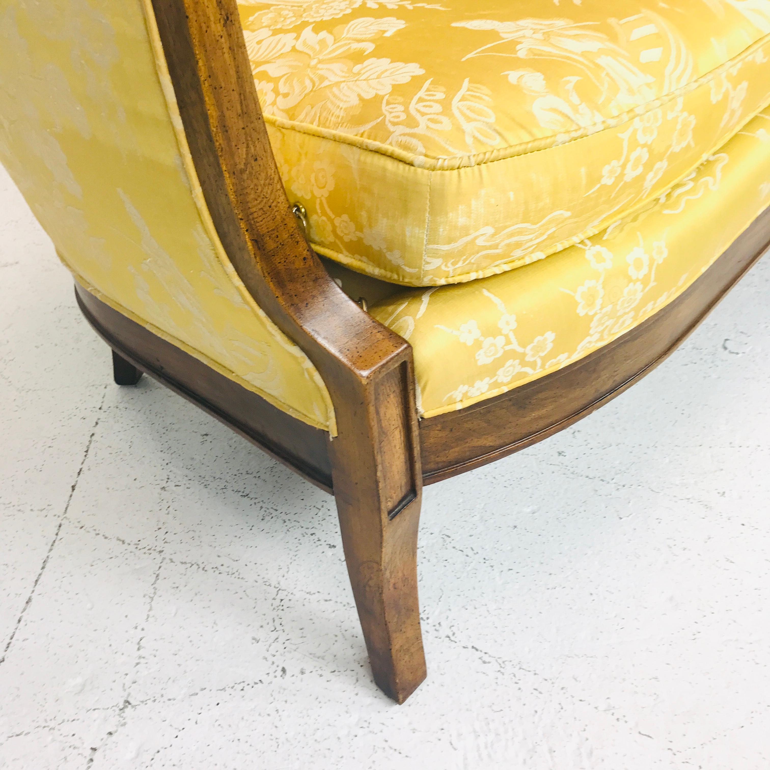 Holz umwickeltes Vintage Bernhardt-Sofa 5