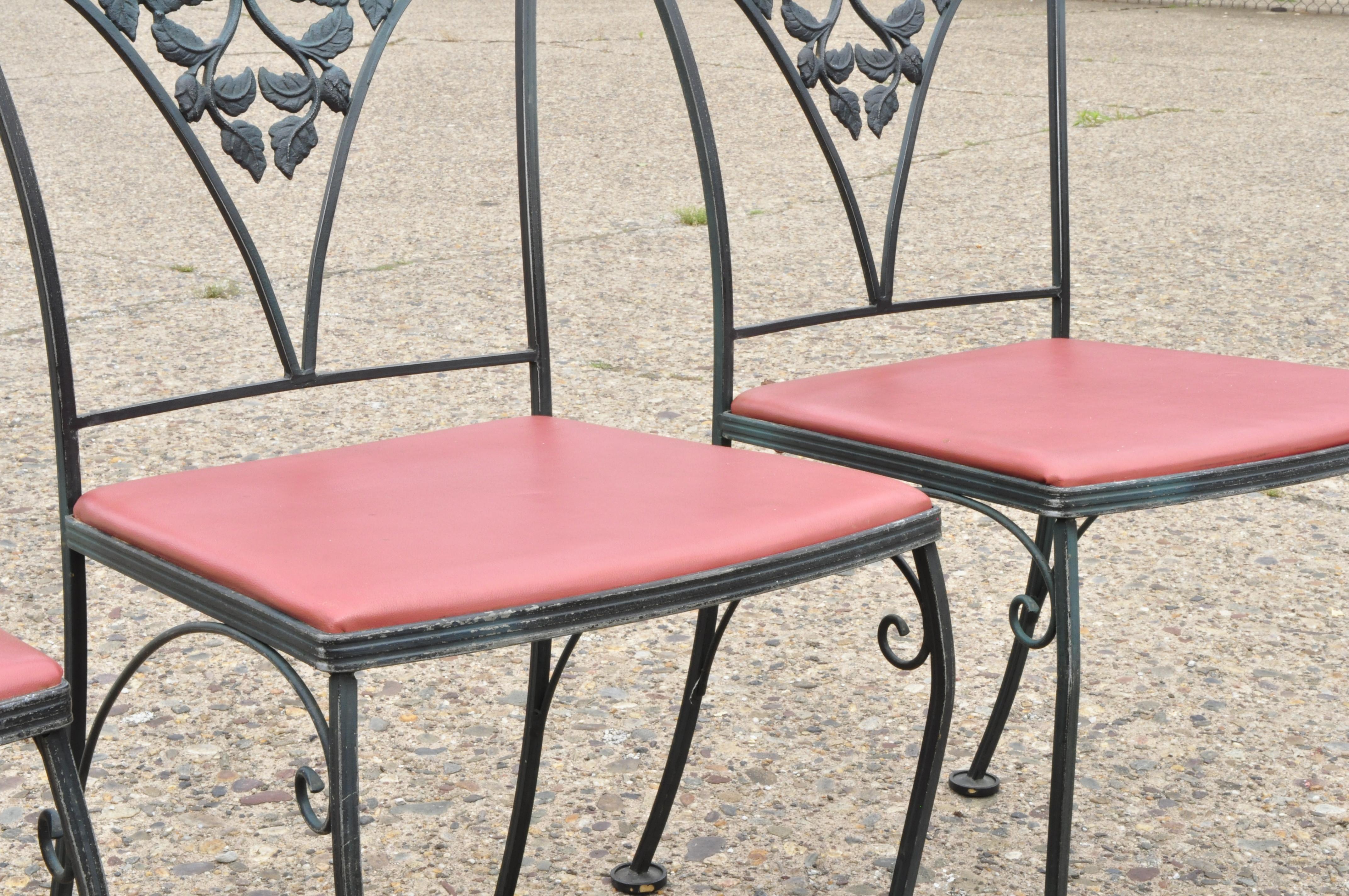 Woodard Chantilly Rose Green Garden Patio Dining Set of 4 Chairs & Square Table In Good Condition In Philadelphia, PA