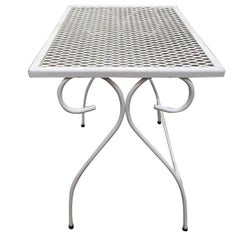 Vintage Woodard Mesh Steel Outdoor Patio Nesting Side Tables, Set of 3, circa 1950