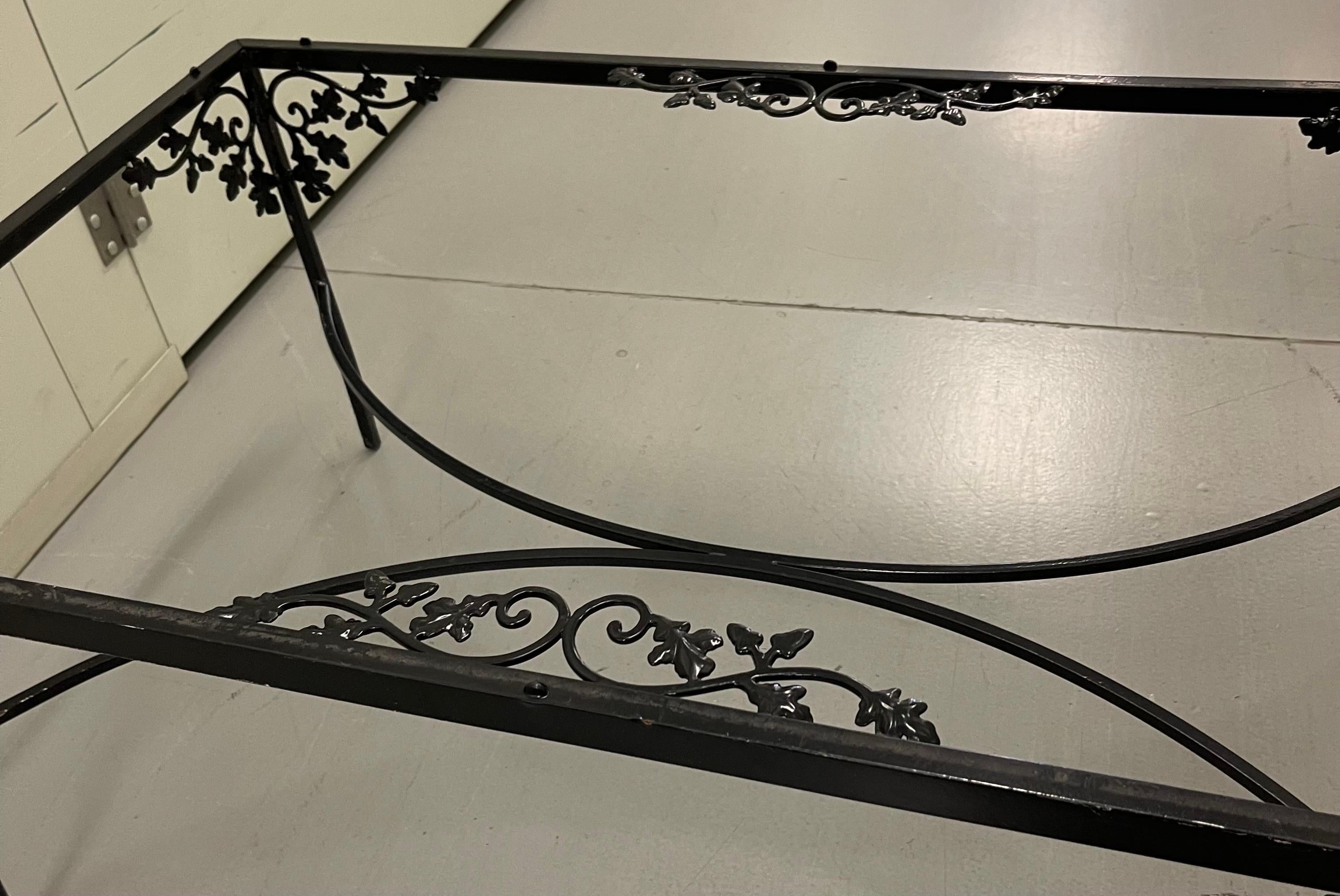 Woodard Orleans Wrought Iron Coffee Table In Good Condition In Stamford, CT