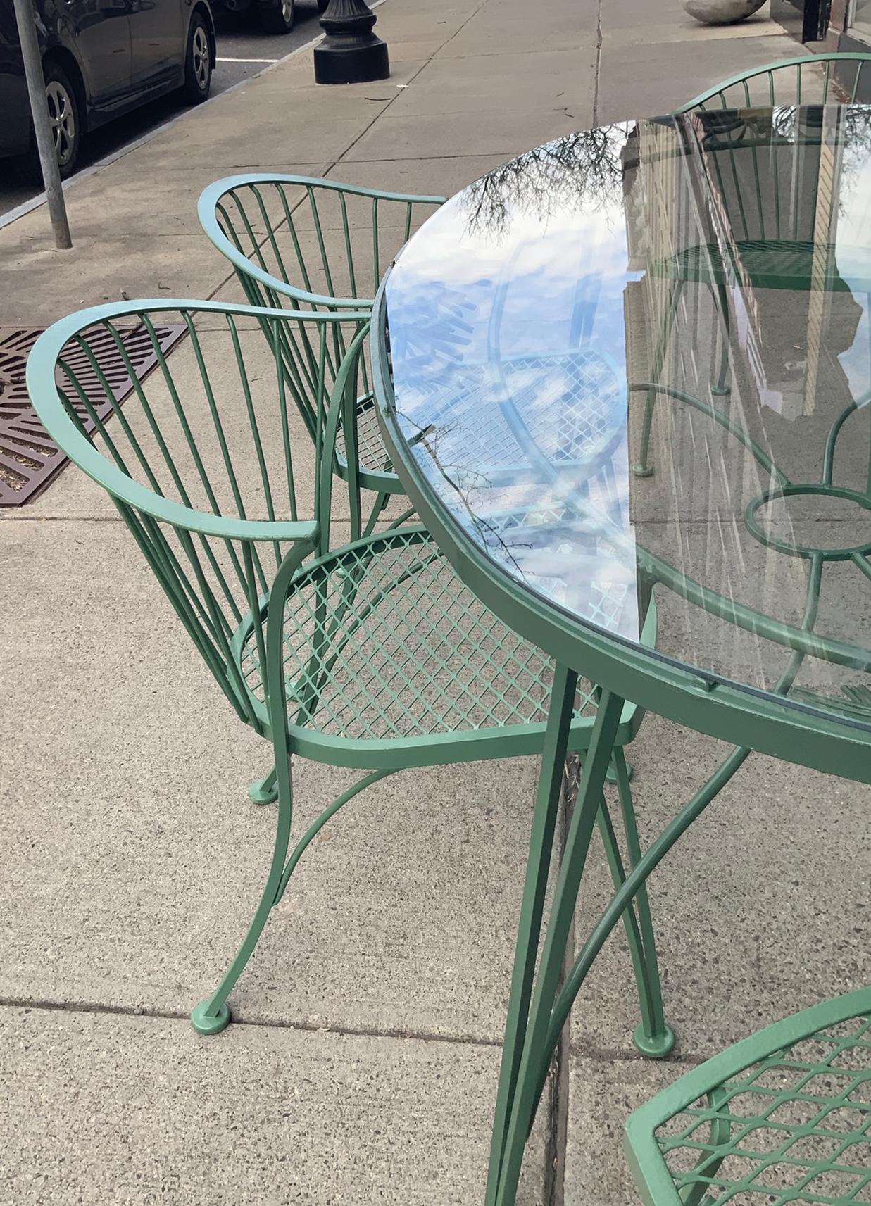 Woodard 'Pinecrest' Garden Set with Six Chairs and Oval Table In Good Condition In Hudson, NY
