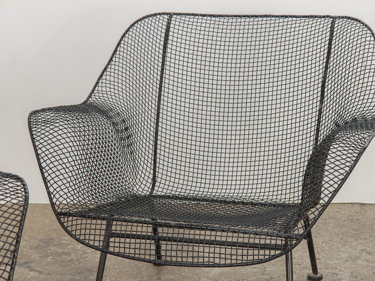 Woodard Sculptura Garden Lounge Chairs For Sale 3