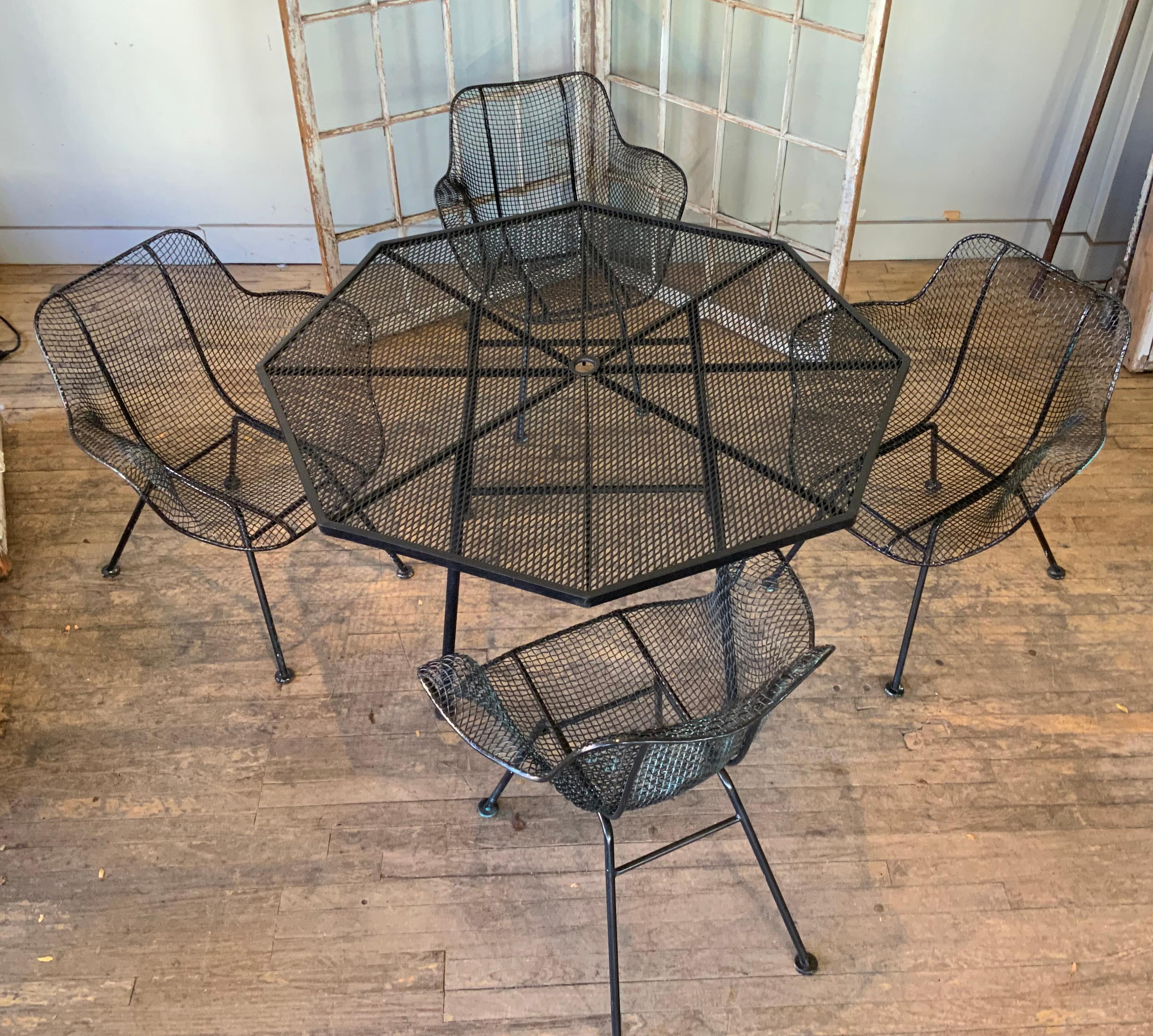 Mid-20th Century Woodard Sculptura Octagon Dining Table and Four Dining Chairs