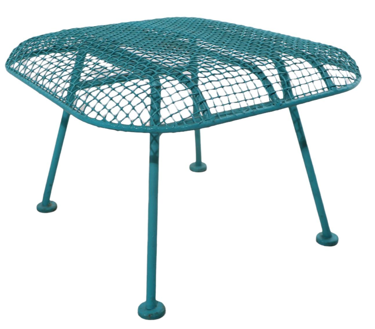 Mid-Century Modern Woodard Sculptura Stool, Ottoman, Footrest in Metal Mesh and Wrought Iron For Sale