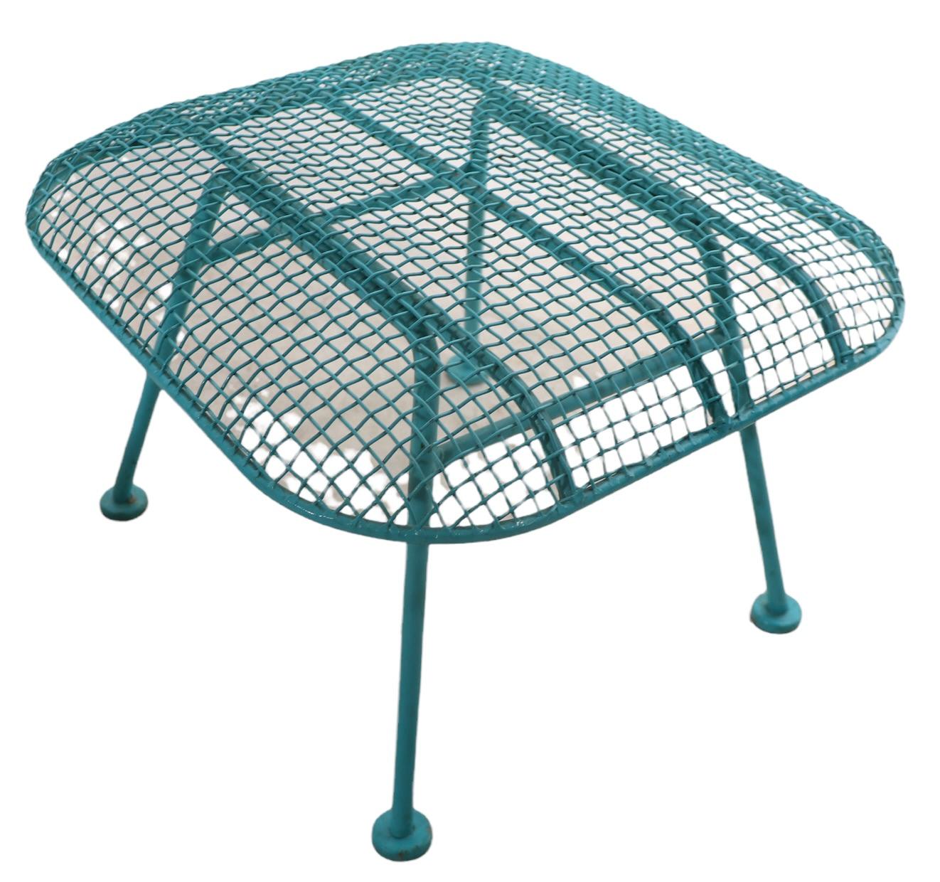 20th Century Woodard Sculptura Stool, Ottoman, Footrest in Metal Mesh and Wrought Iron For Sale