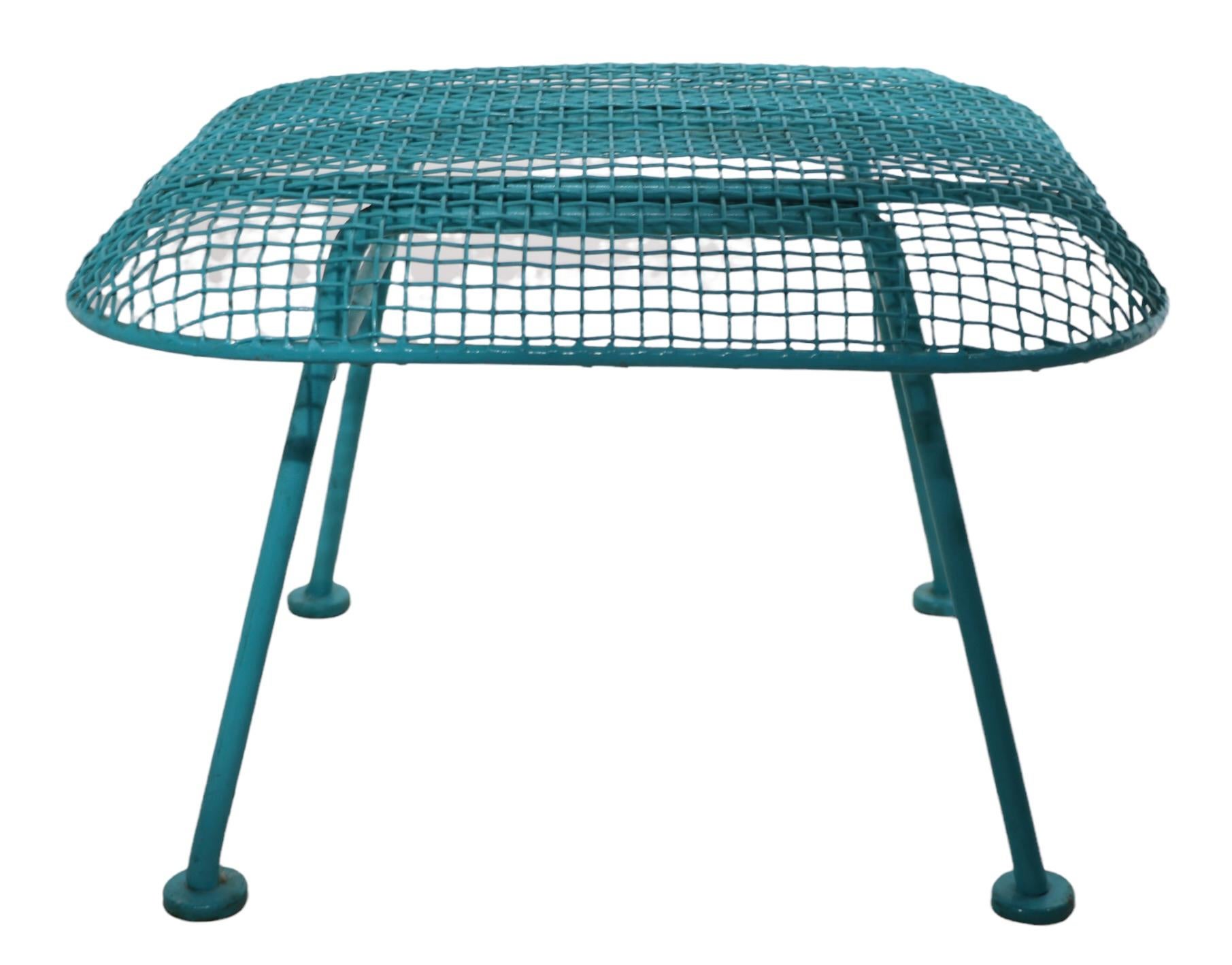 Woodard Sculptura Stool, Ottoman, Footrest in Metal Mesh and Wrought Iron For Sale 2